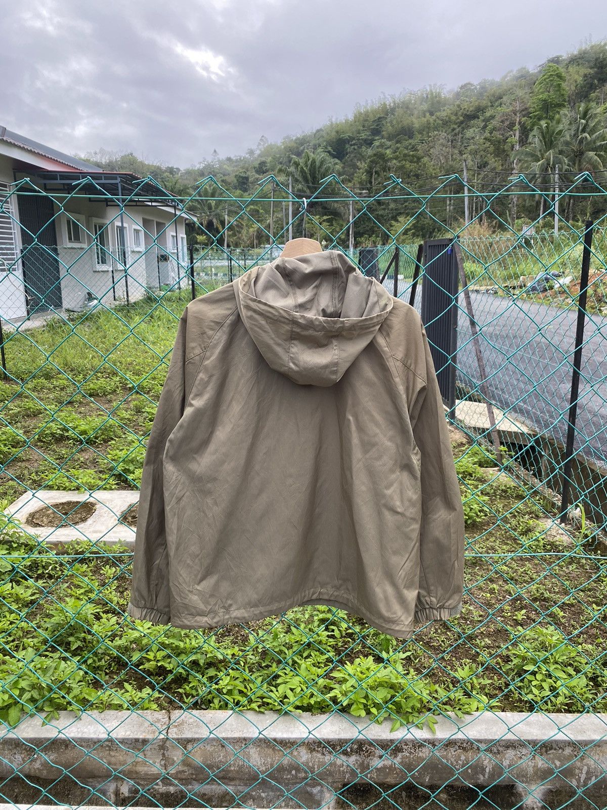 Nike Nike olive green parka jacket Size M / US 6-8 / IT 42-44 - 2 Thumbnail