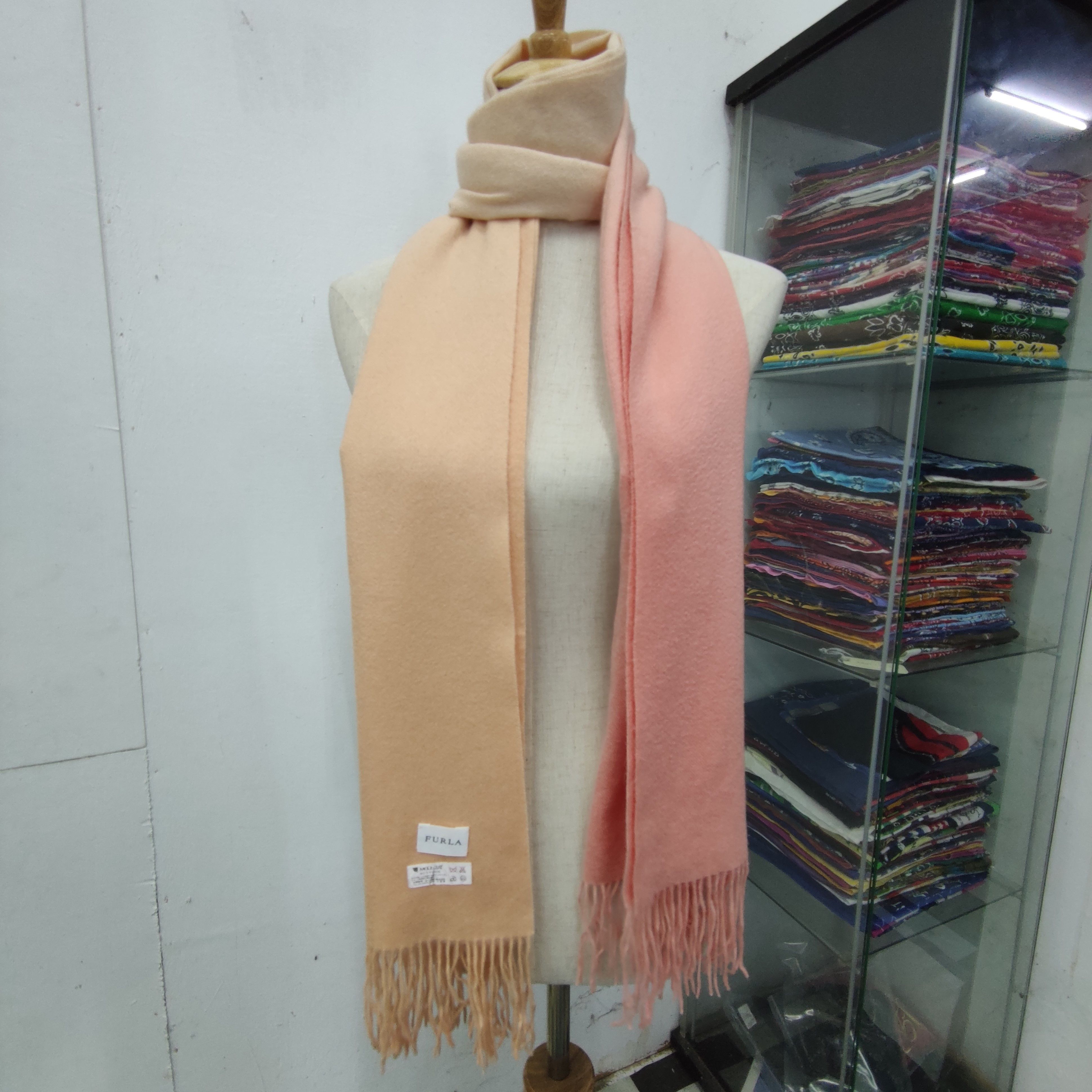 Furla Furla Two Tone Scarf/Muffler/Cashmere S192 Size ONE SIZE - 1 Thumbnail