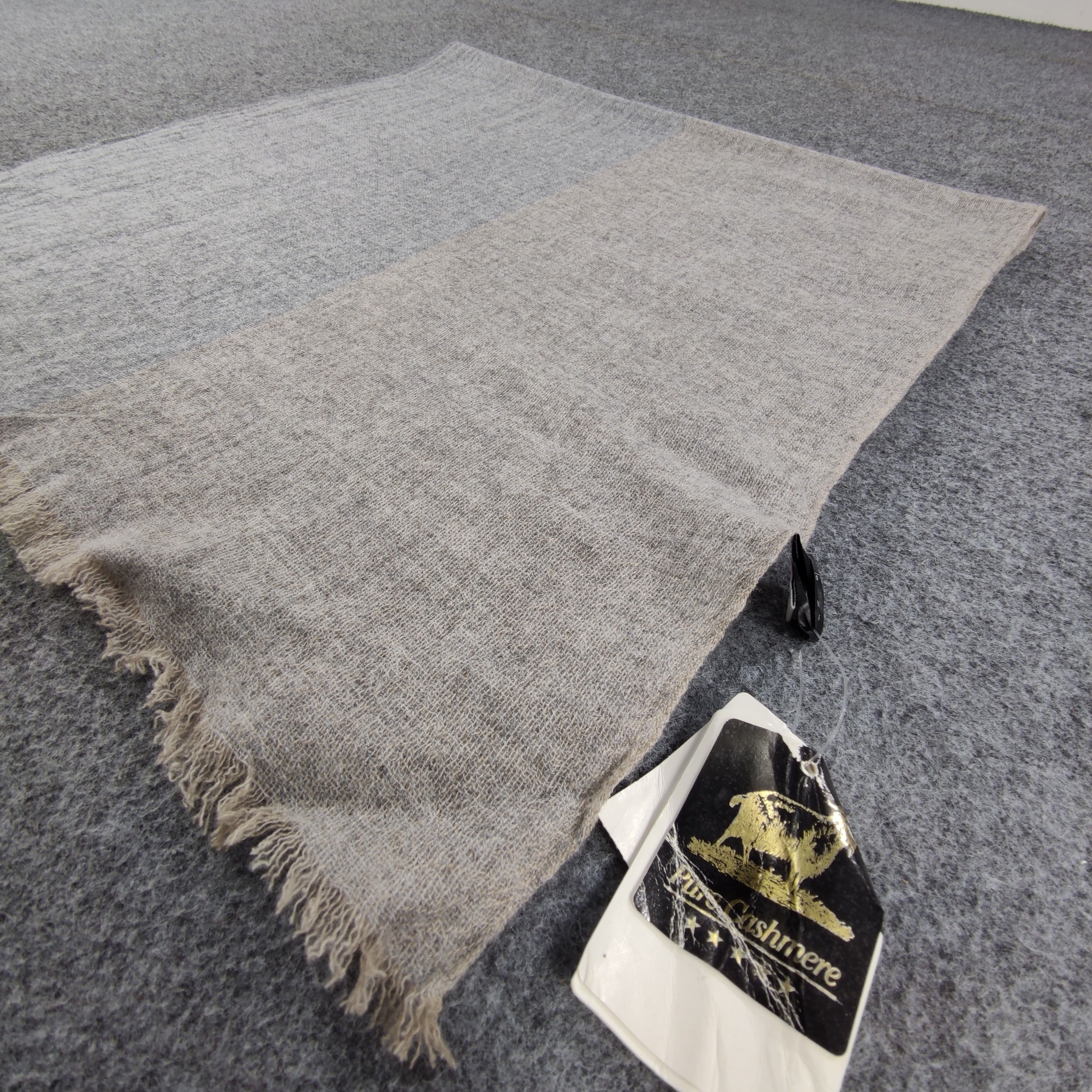 Takeo Kikuchi Takeo Kikuchi Scarf/Muffler/Wool Size ONE SIZE - 2 Thumbnail