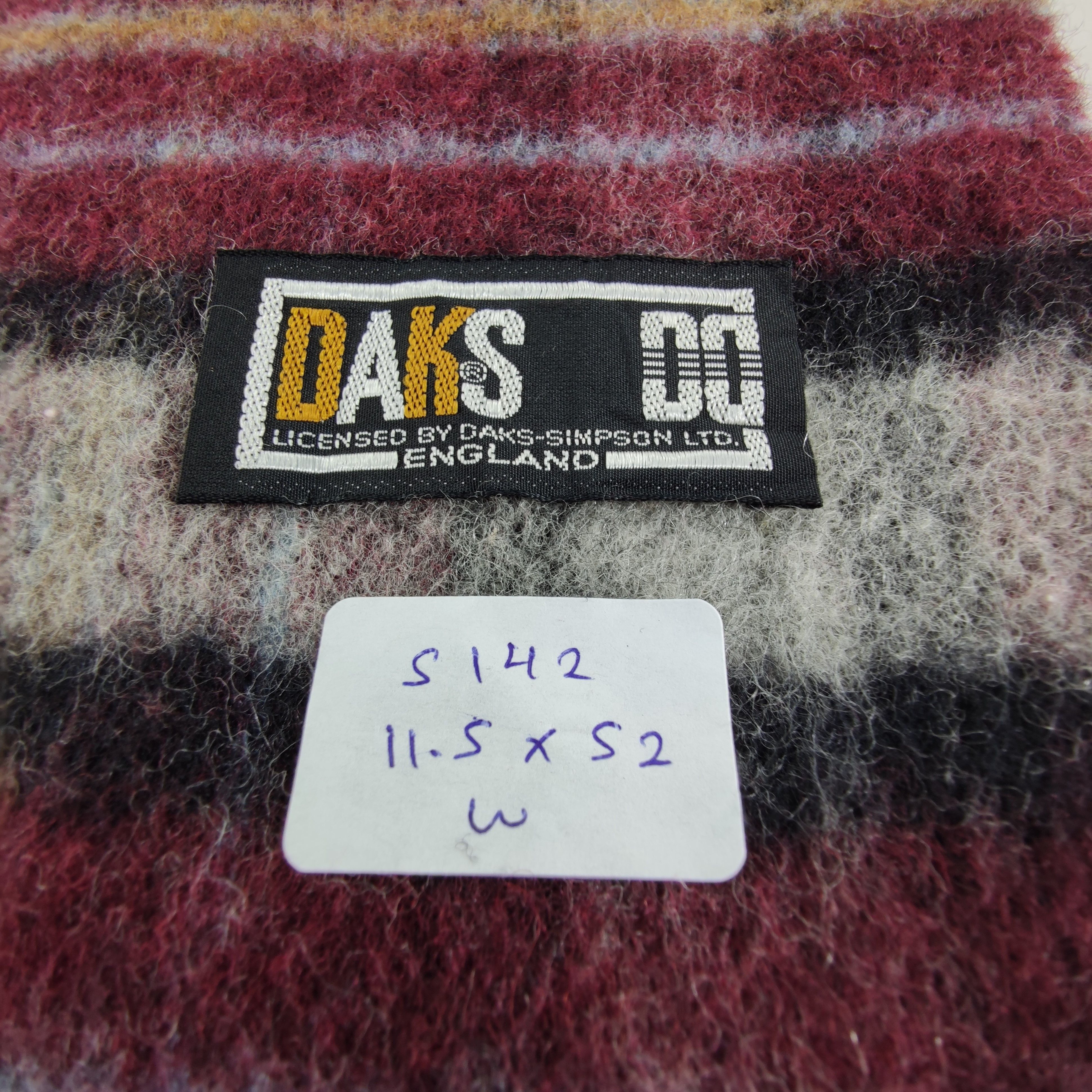 DAKS Daks Scarf / Muffler / Wool Size ONE SIZE - 4 Thumbnail