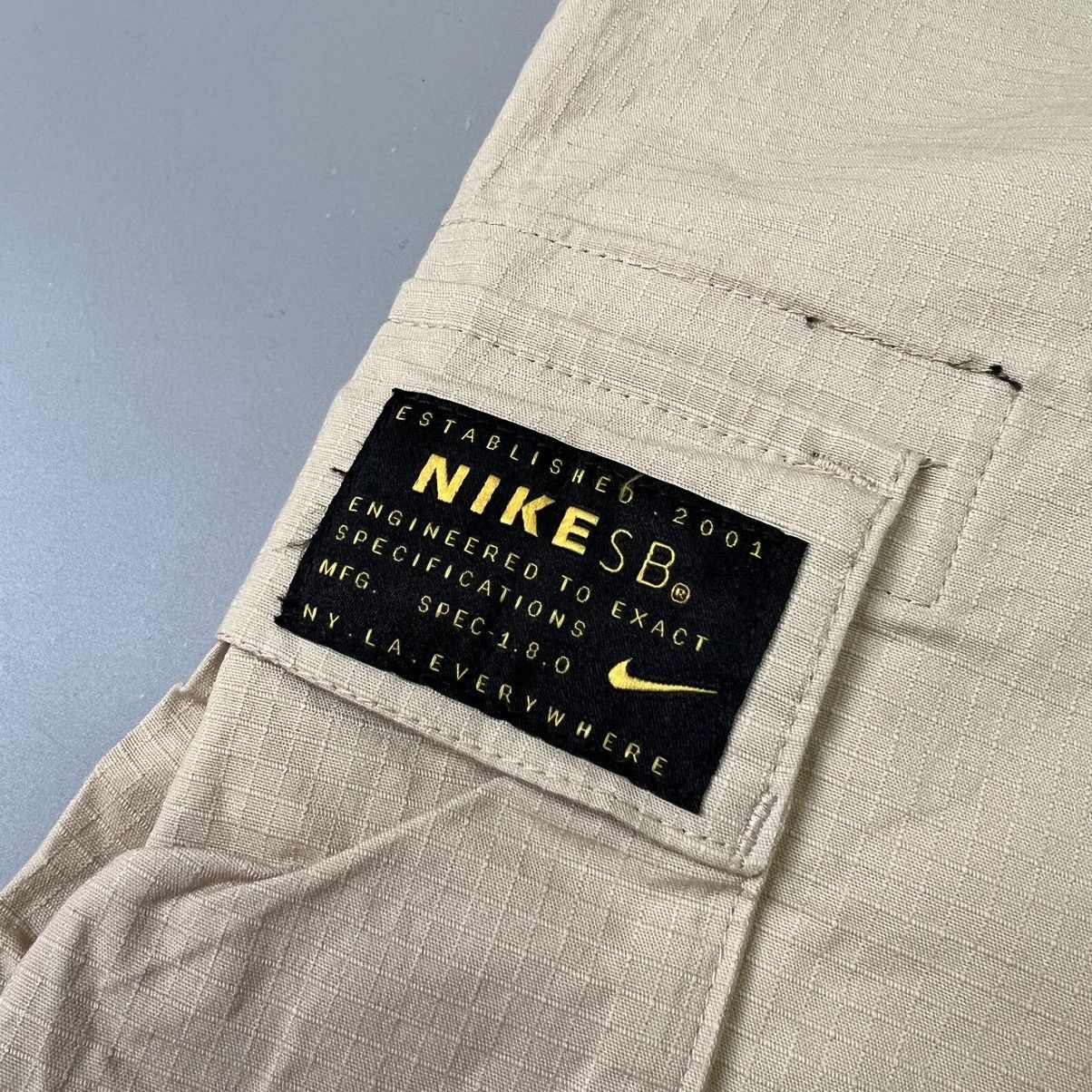 Nike Nike beige SB cargo flex pants y2k Size US 30 / EU 46 - 7 Thumbnail