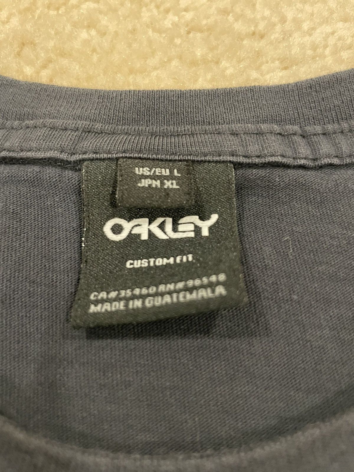 Oakley × Vintage Vintage Oakley ‘Thermonuclear Protection’ Tee Shirt Size US M / EU 48-50 / 2 - 4 Thumbnail