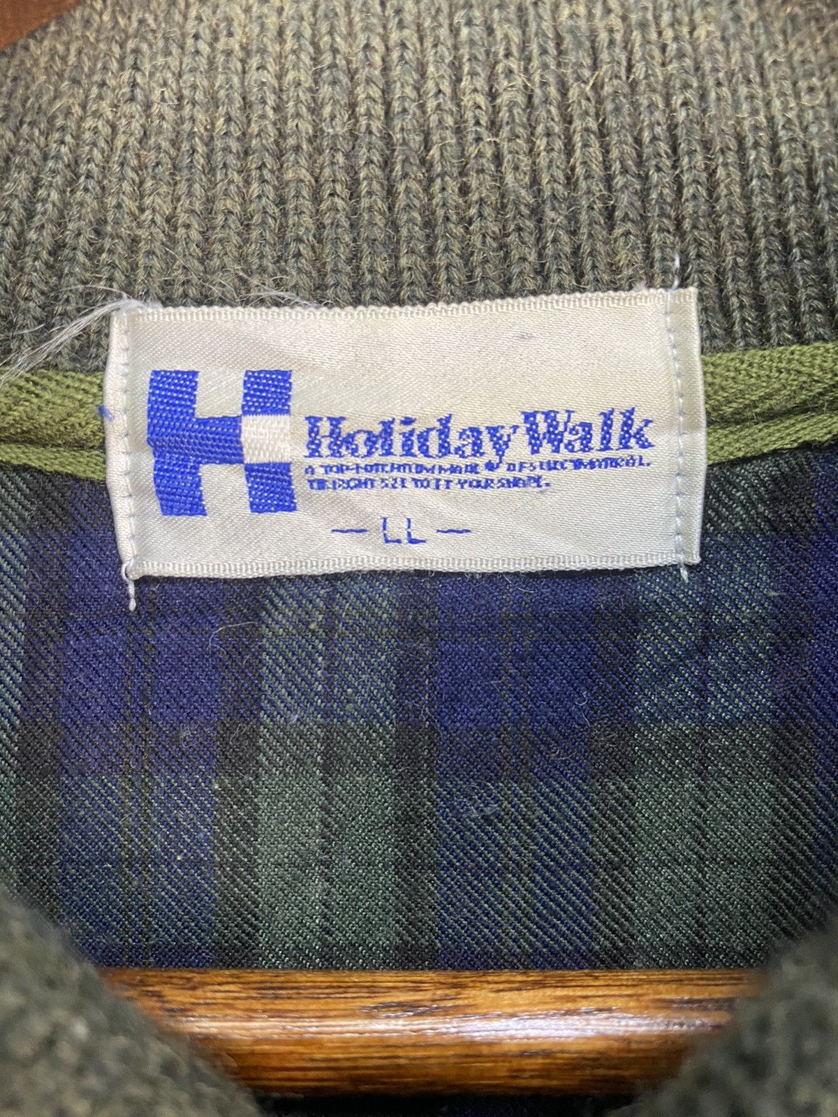 Japanese Brand Vintage Holiday Walk Nice Design Sweatshirt Size US L / EU 52-54 / 3 - 5 Thumbnail