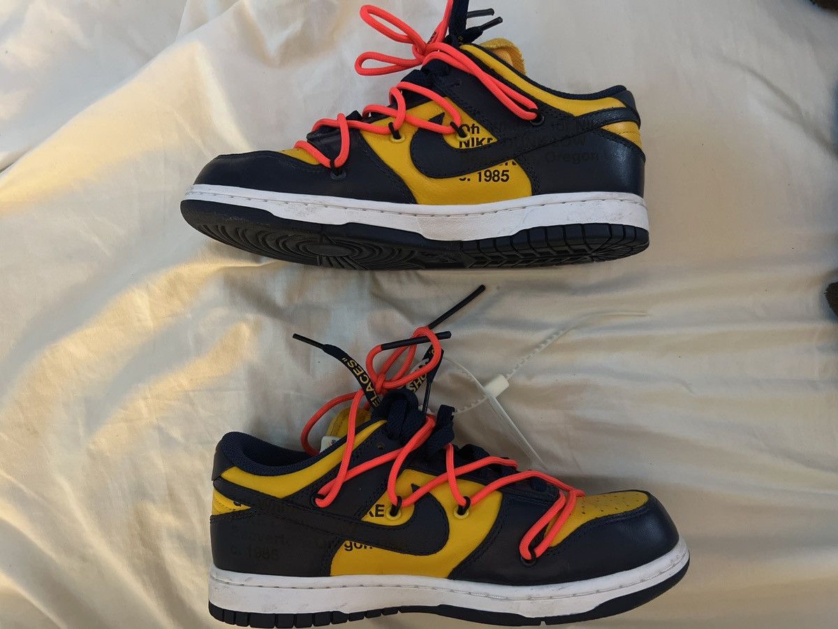 Nike × Off-White Off-White University Gold Midnight Navy Size US 5.5 / EU 38 - 2 Thumbnail