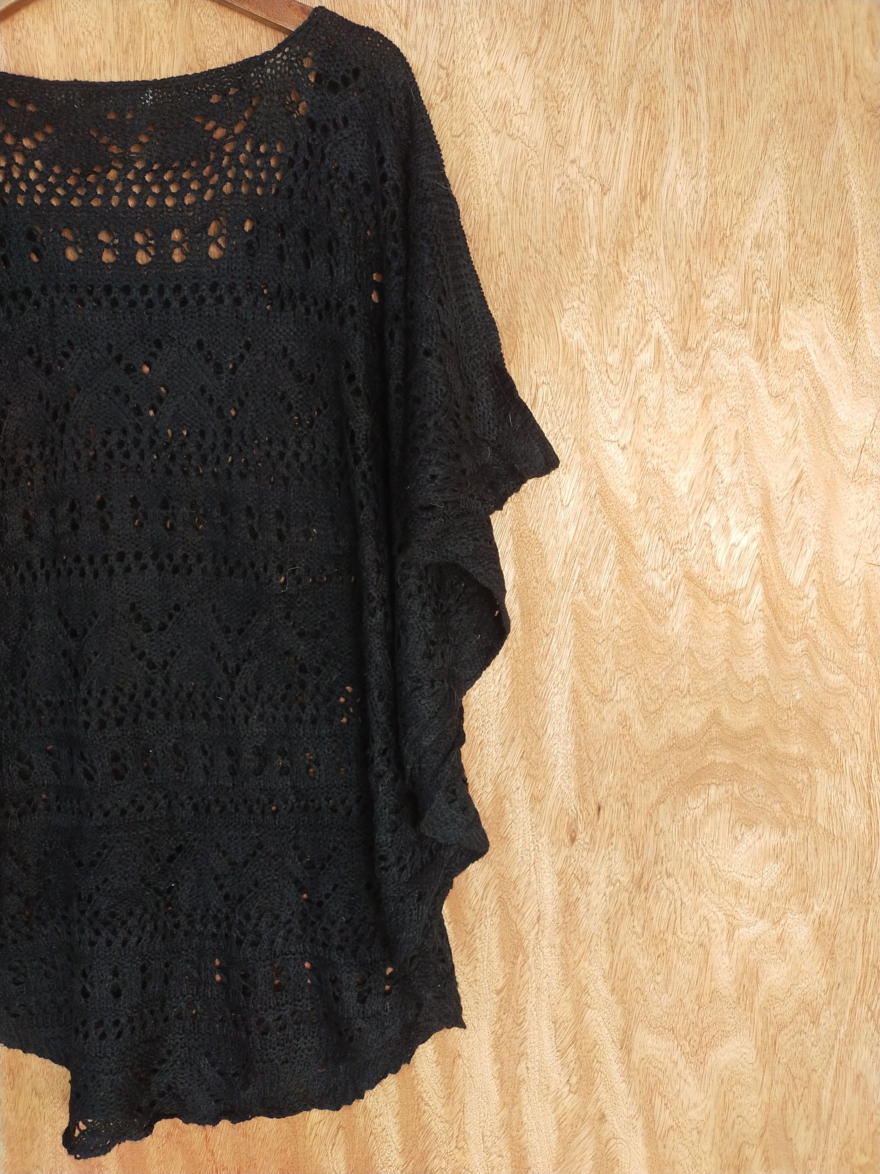 Vintage Only True Crochet mesh net black sleeveless knitwear #S105 Size US M / EU 48-50 / 2 - 8 Thumbnail