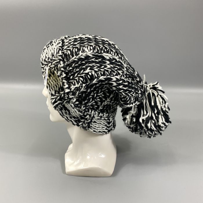 KNIT HAT IN BLACK MIX WHITE WOOL 426270