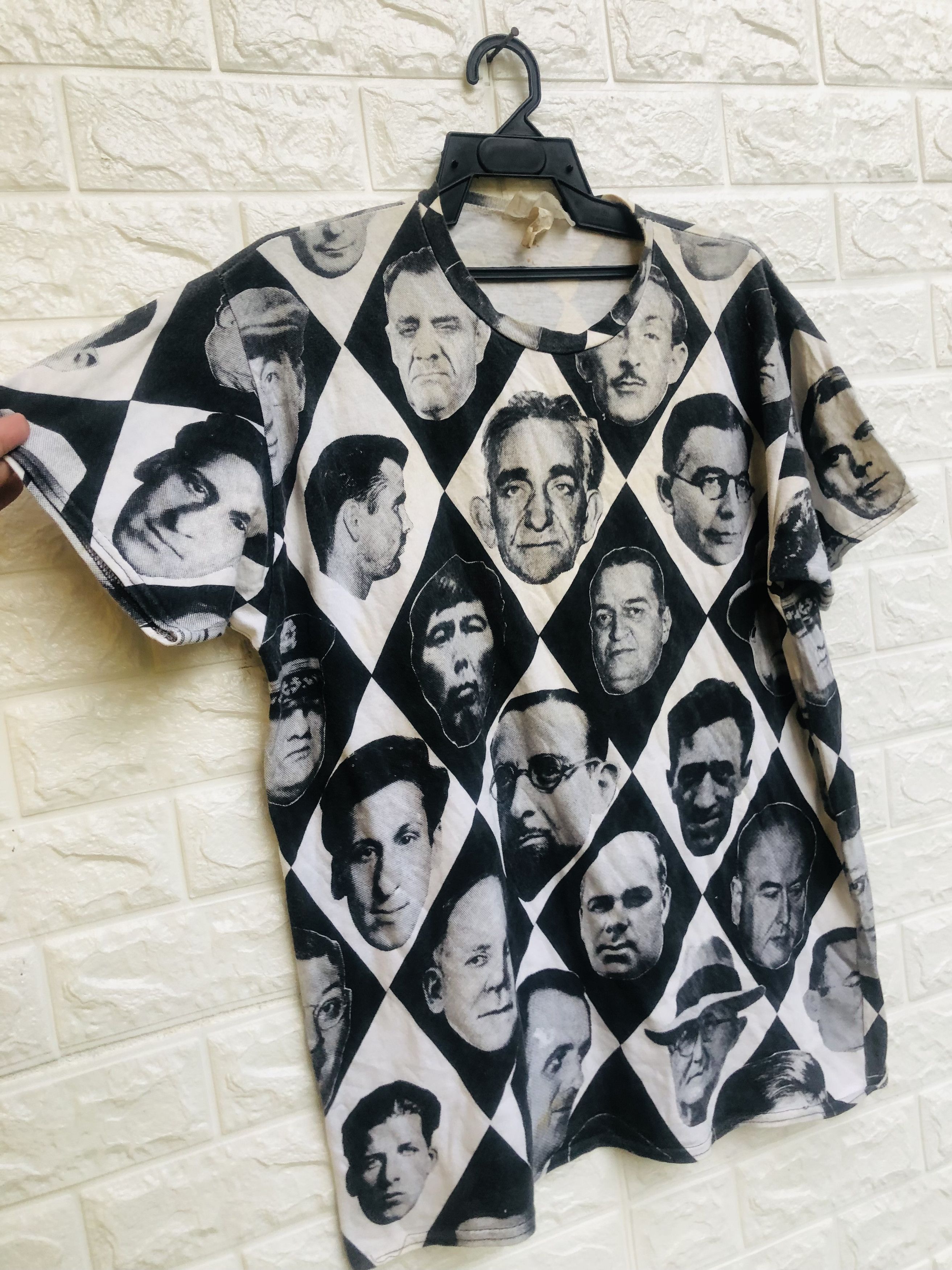 Vintage Vintage Anti Racism Leader Designer Fashion Style Size US L / EU 52-54 / 3 - 5 Thumbnail