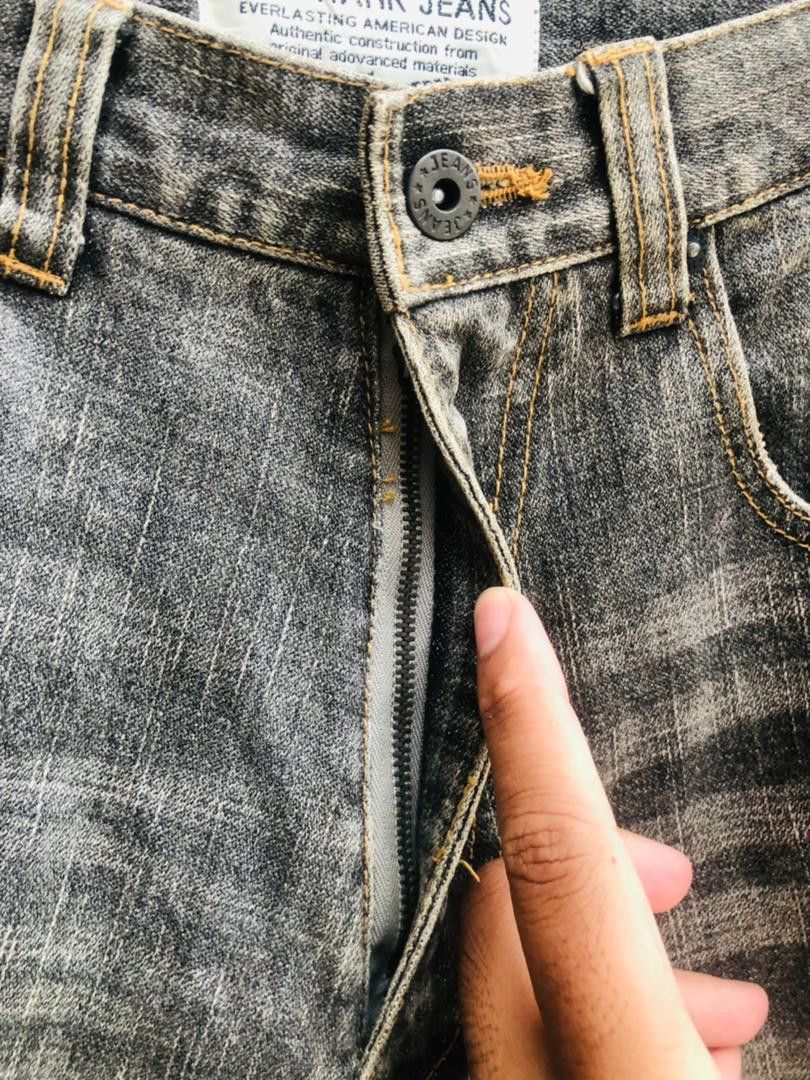 Japanese Brand Vintage Big Shark Japanese Designer fashion Style Size US 30 / EU 46 - 7 Thumbnail