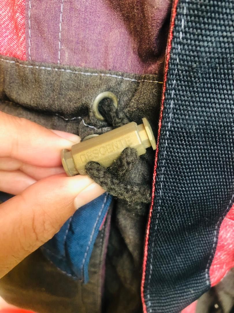 Descente Vintage Descente Japanese Designer Streetwear Fashion Style Size US L / EU 52-54 / 3 - 11 Thumbnail
