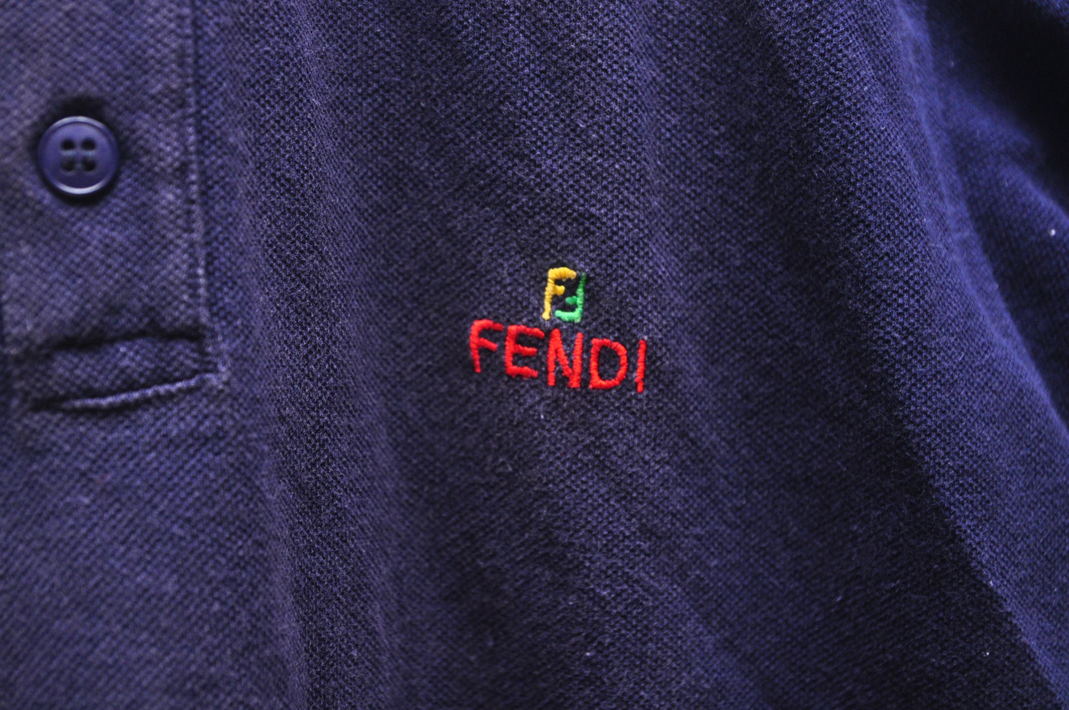 Japanese Brand × Vintage Vintage Fendi Designer Streetwear Fashion Style Shirt Size US M / EU 48-50 / 2 - 4 Thumbnail
