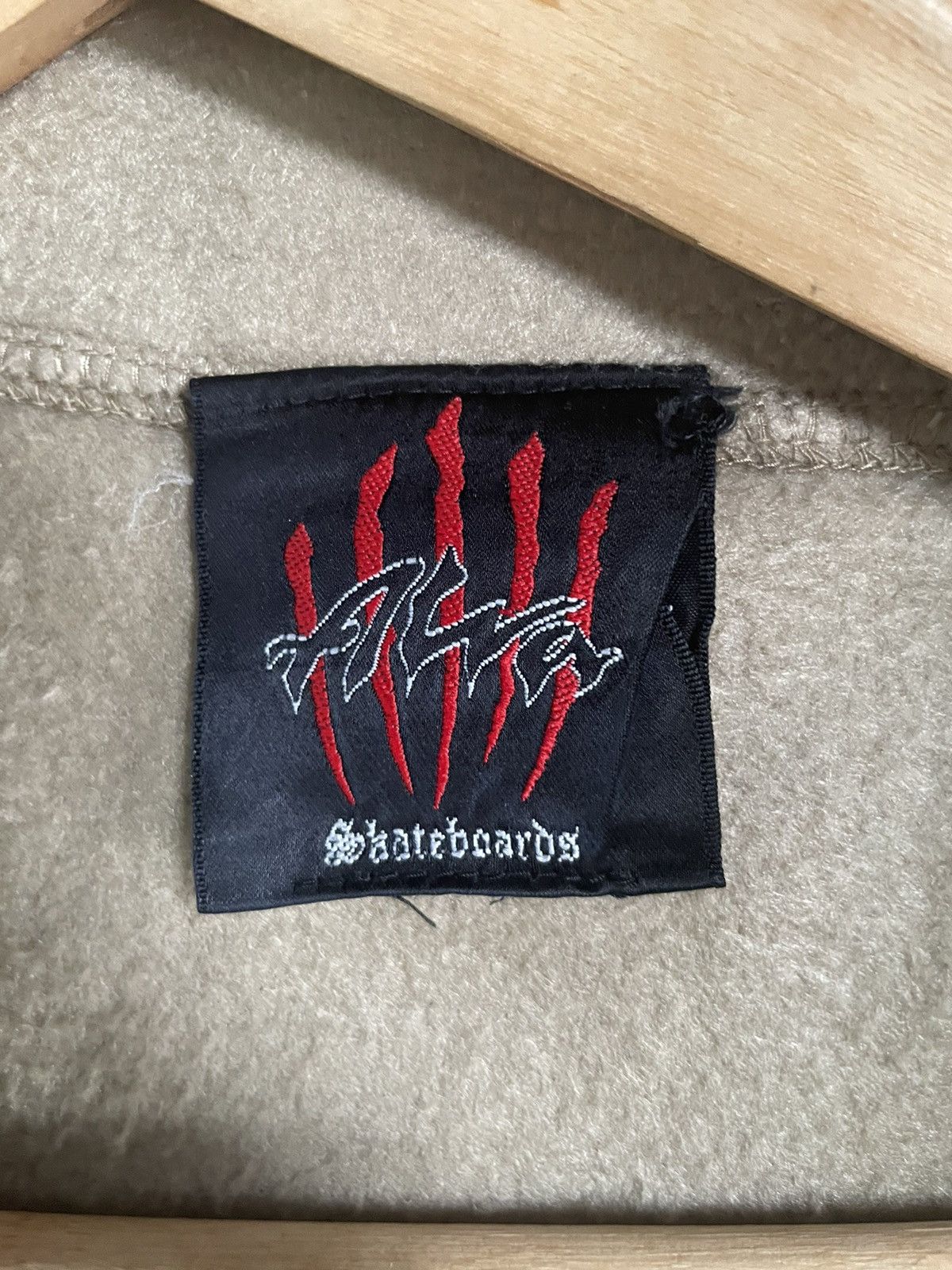 Vintage Vintage Awa Skateboards Canadian Fleece Pullover Size US XL / EU 56 / 4 - 9 Thumbnail