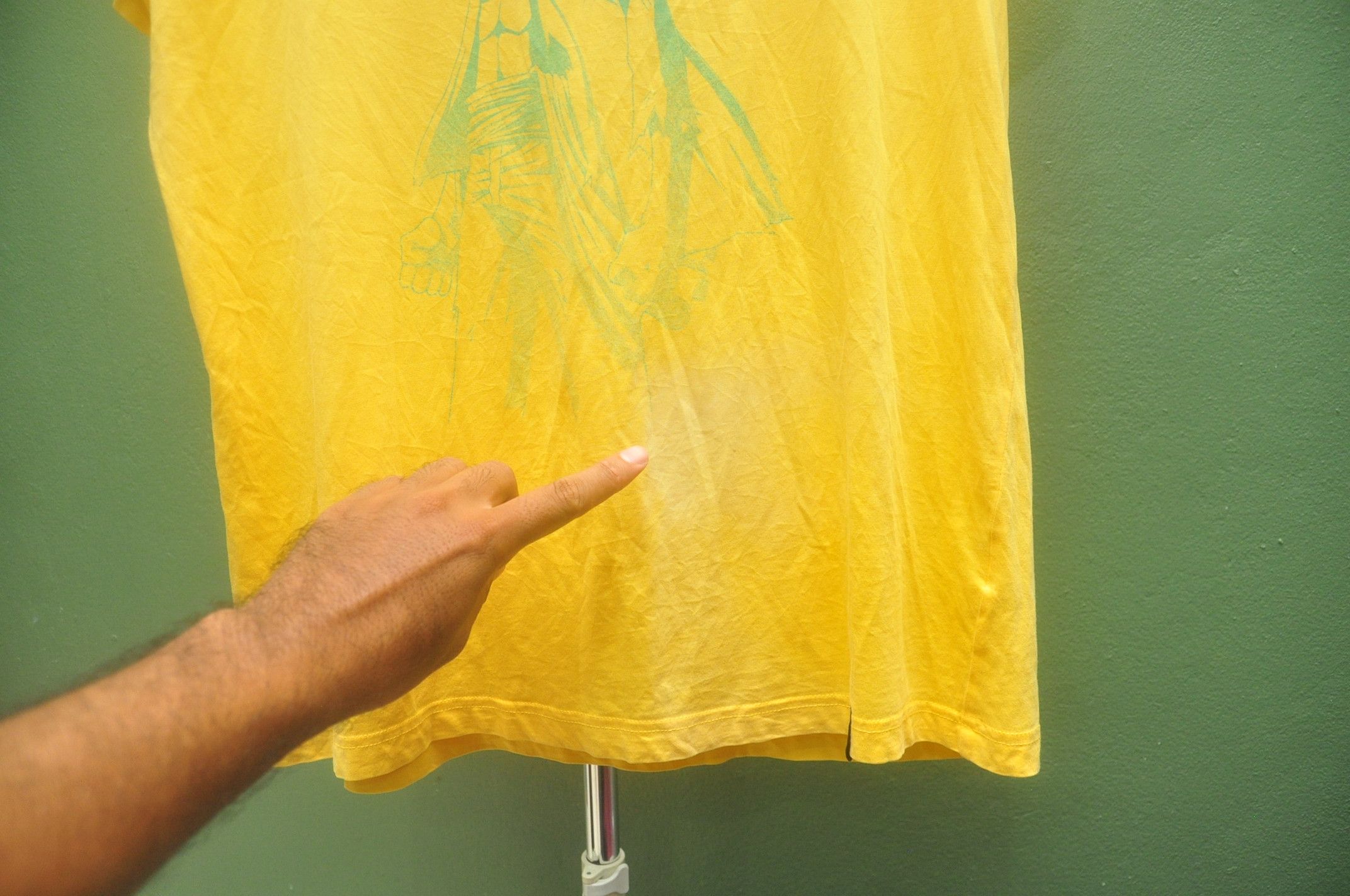 Japanese Brand Vintage One Piece Film Yellow Colour Shirt Travis Scott Size US XL / EU 56 / 4 - 7 Thumbnail