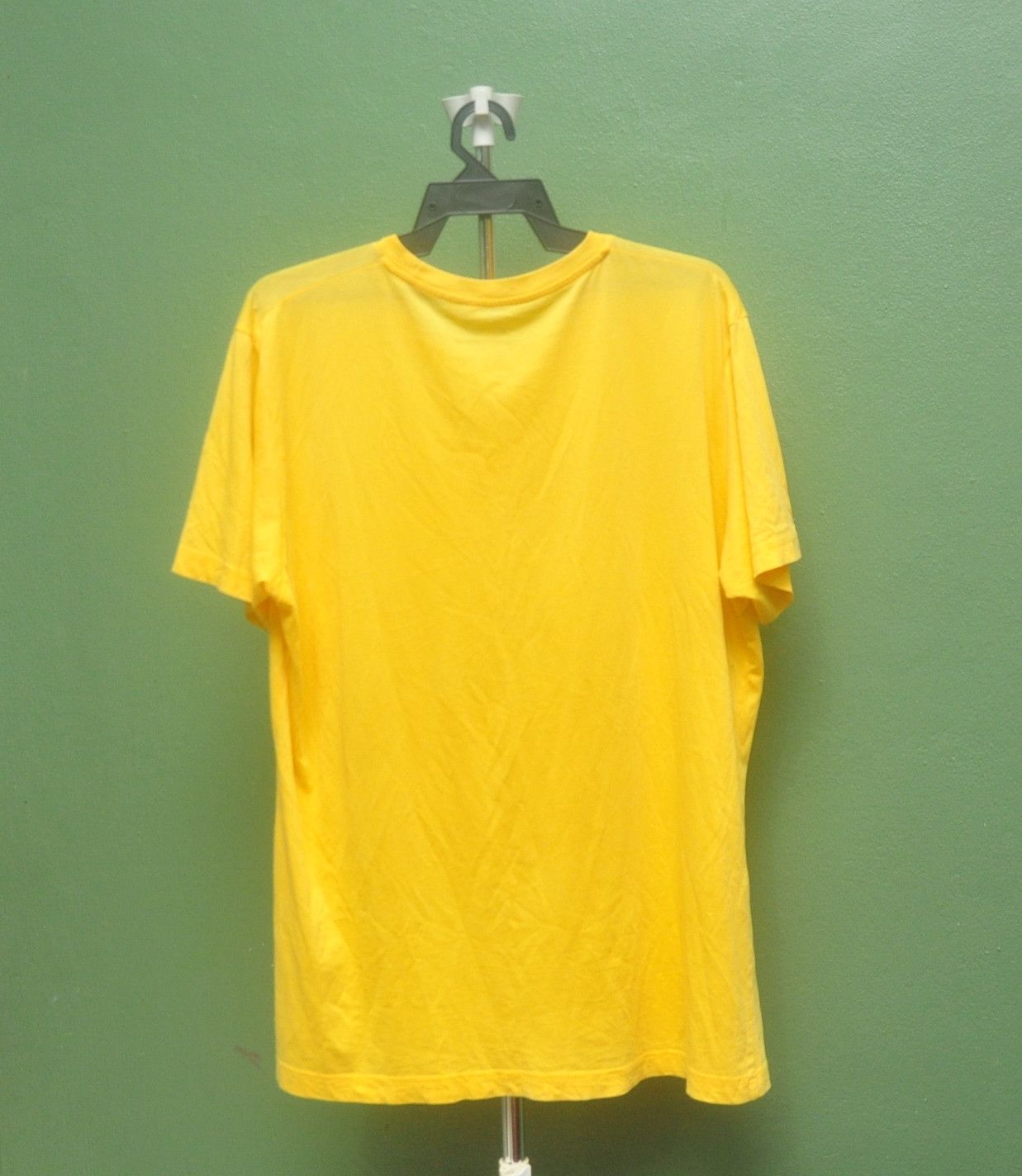 Japanese Brand Vintage One Piece Film Yellow Colour Shirt Travis Scott Size US XL / EU 56 / 4 - 2 Thumbnail