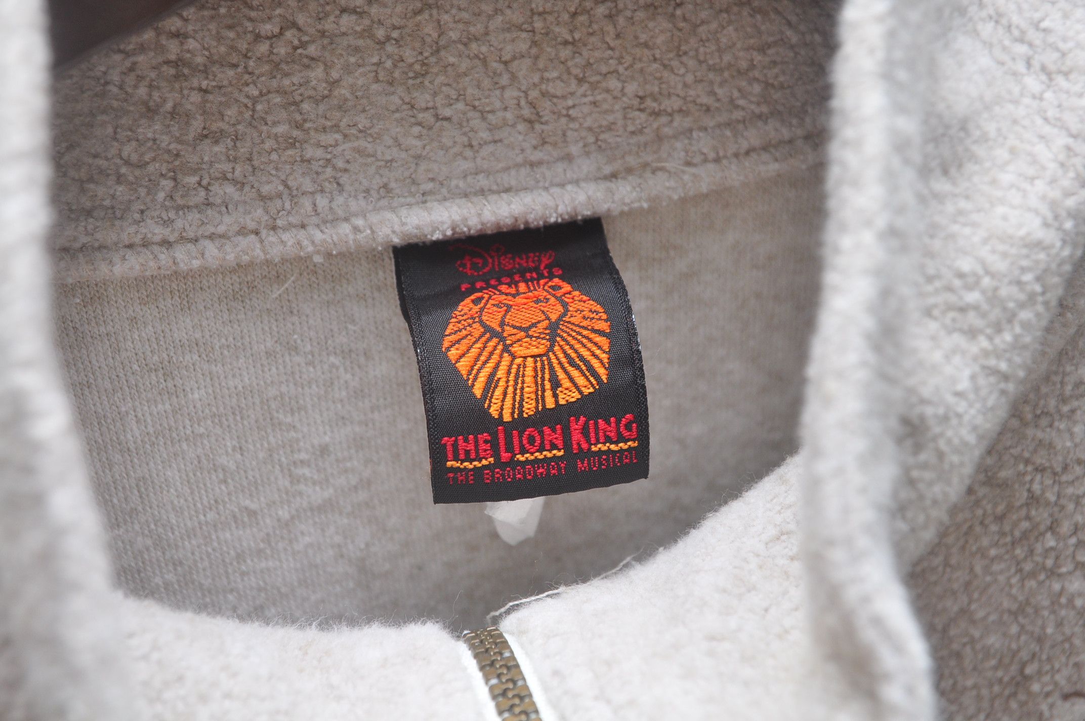 Cartoon Network × Disney Vintage The Lion King Sweatshirt Size US XL / EU 56 / 4 - 5 Thumbnail