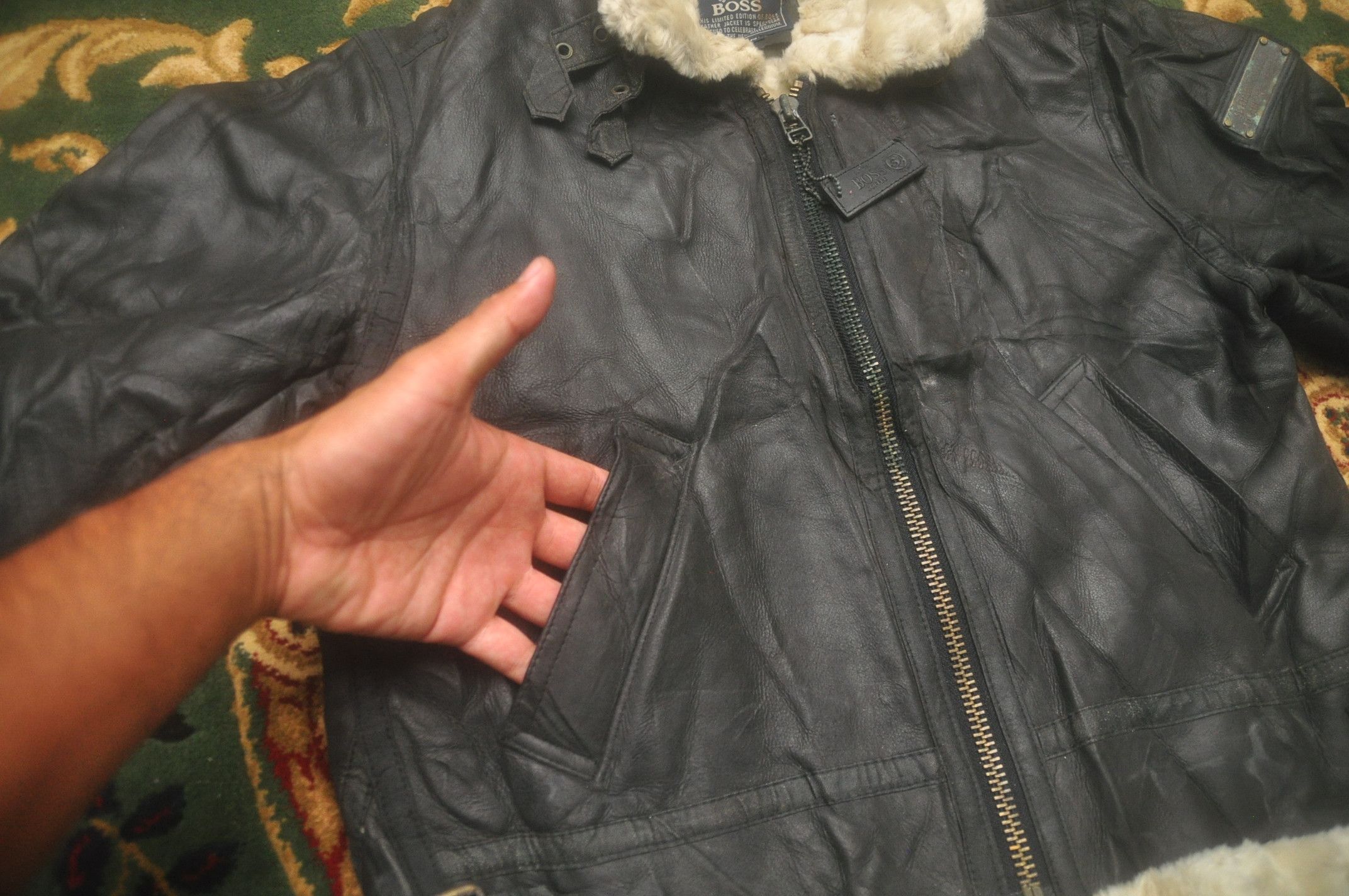 Designer × Hugo Boss × Japanese Brand Vintage BOSS Cafe Suntory Leather Jacket Travis Scott Style Size US L / EU 52-54 / 3 - 7 Thumbnail
