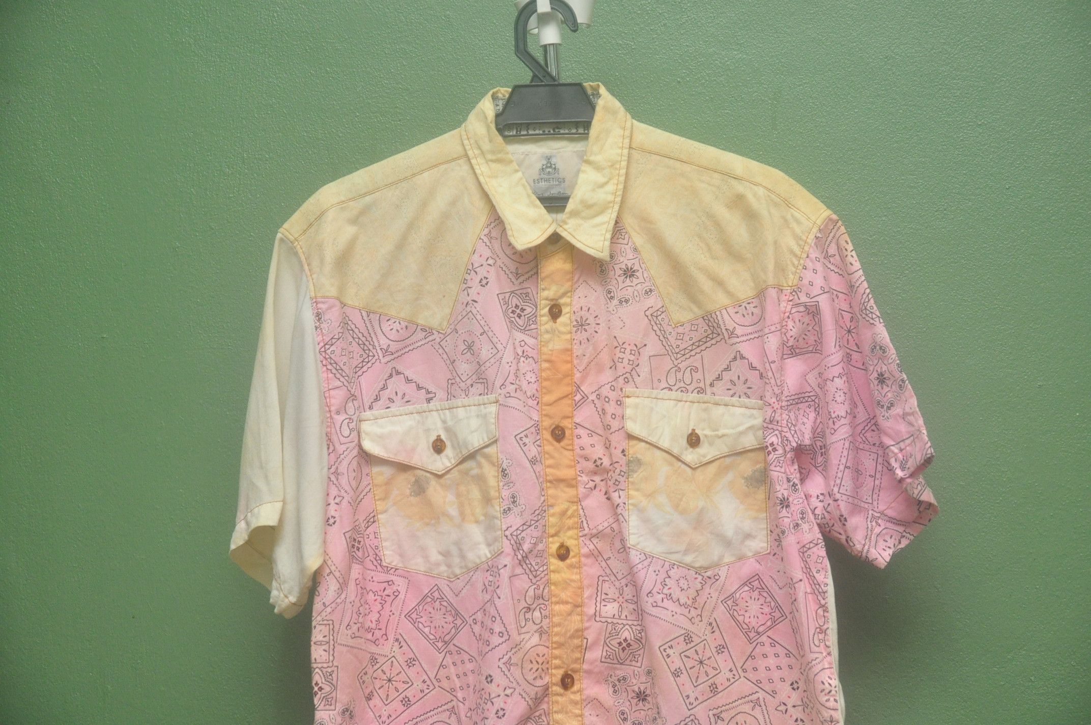Japanese Brand × Vintage Vintage Esthetics King Jonathan Travis Scott Fashion Style Size US L / EU 52-54 / 3 - 3 Thumbnail
