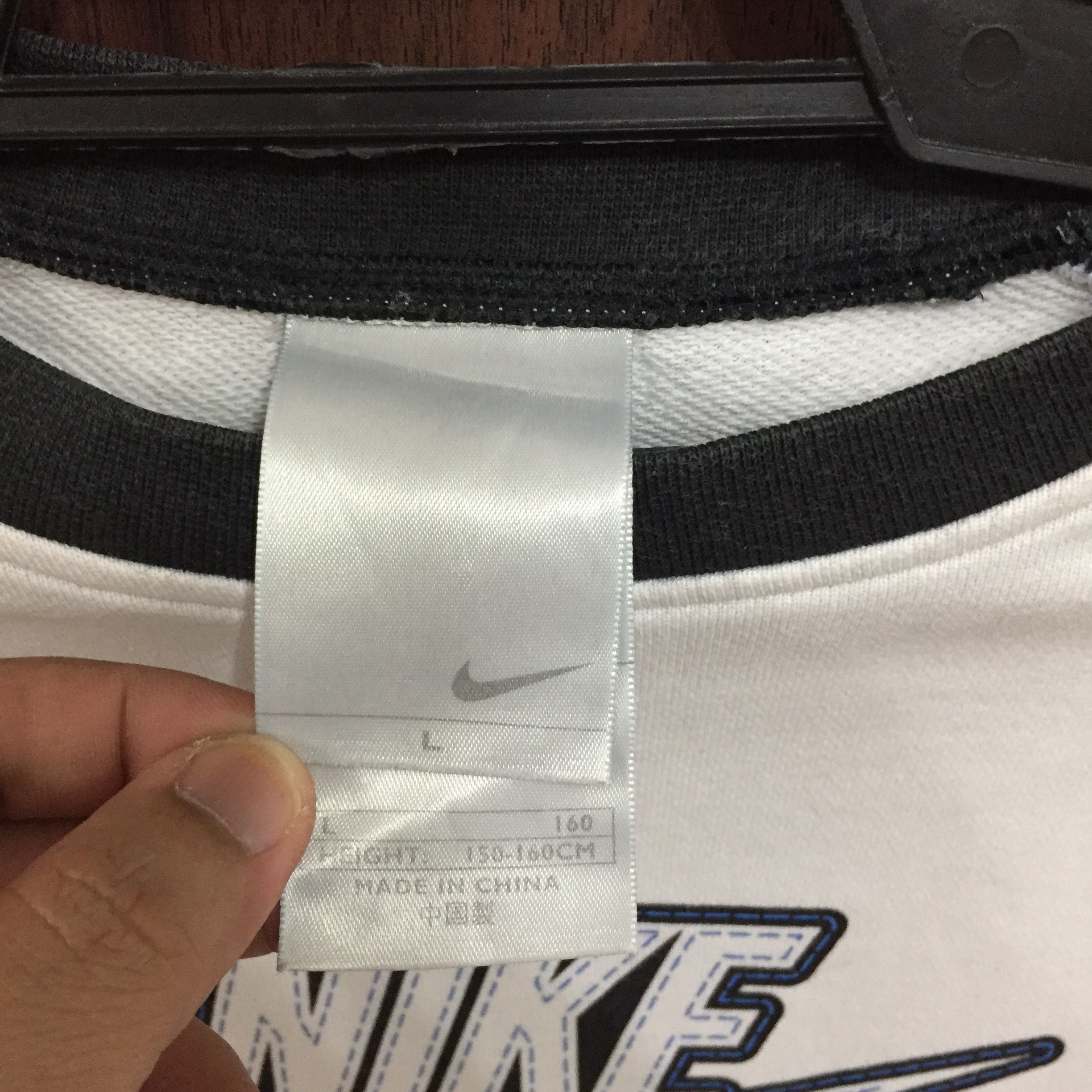 Nike Vintage nike sweatshirt raglan big logo size L fit M Size US M / EU 48-50 / 2 - 3 Thumbnail