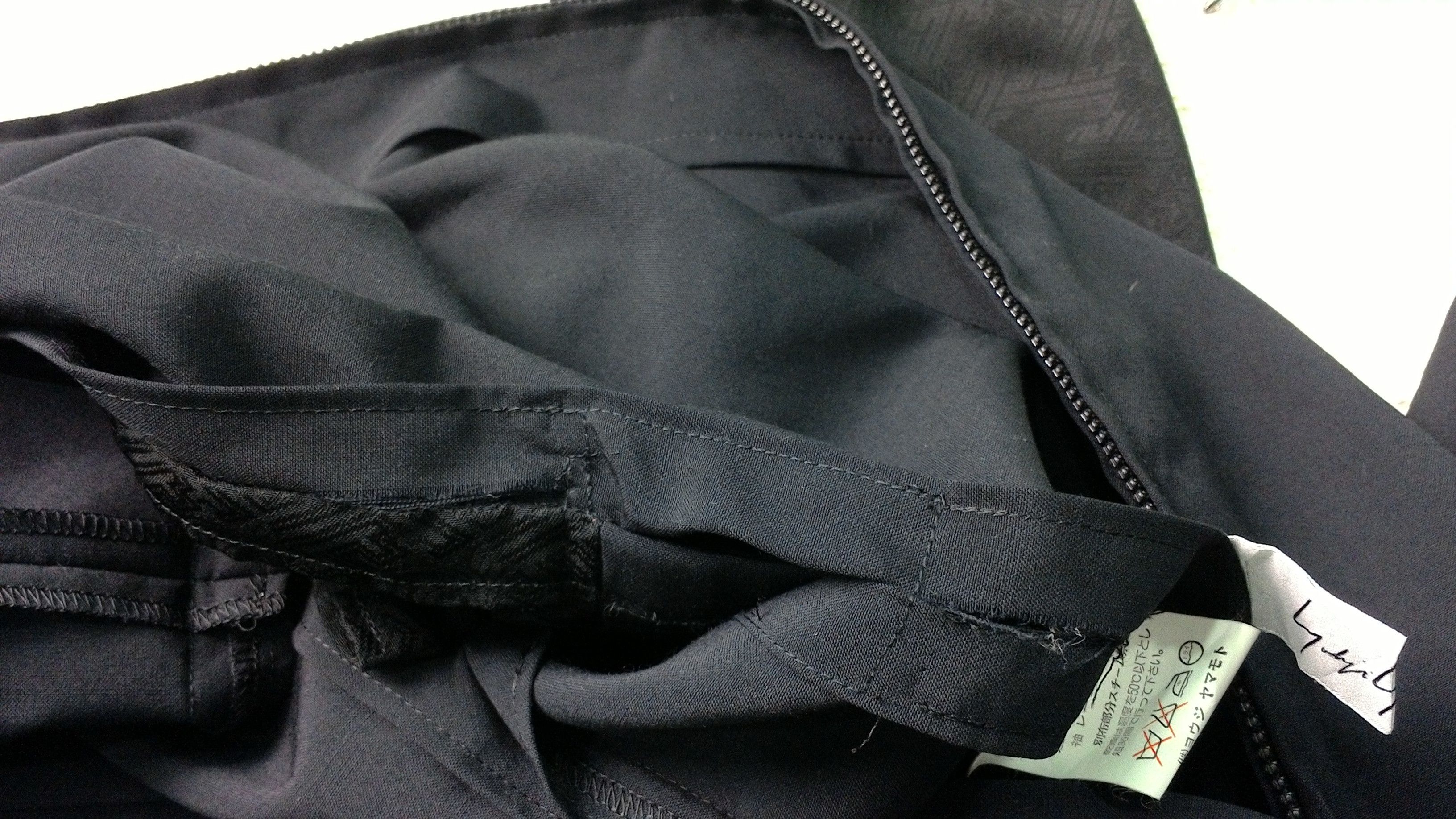 Yohji Yamamoto Yohji Yamamoto signature Tag Size US M / EU 48-50 / 2 - 7 Thumbnail