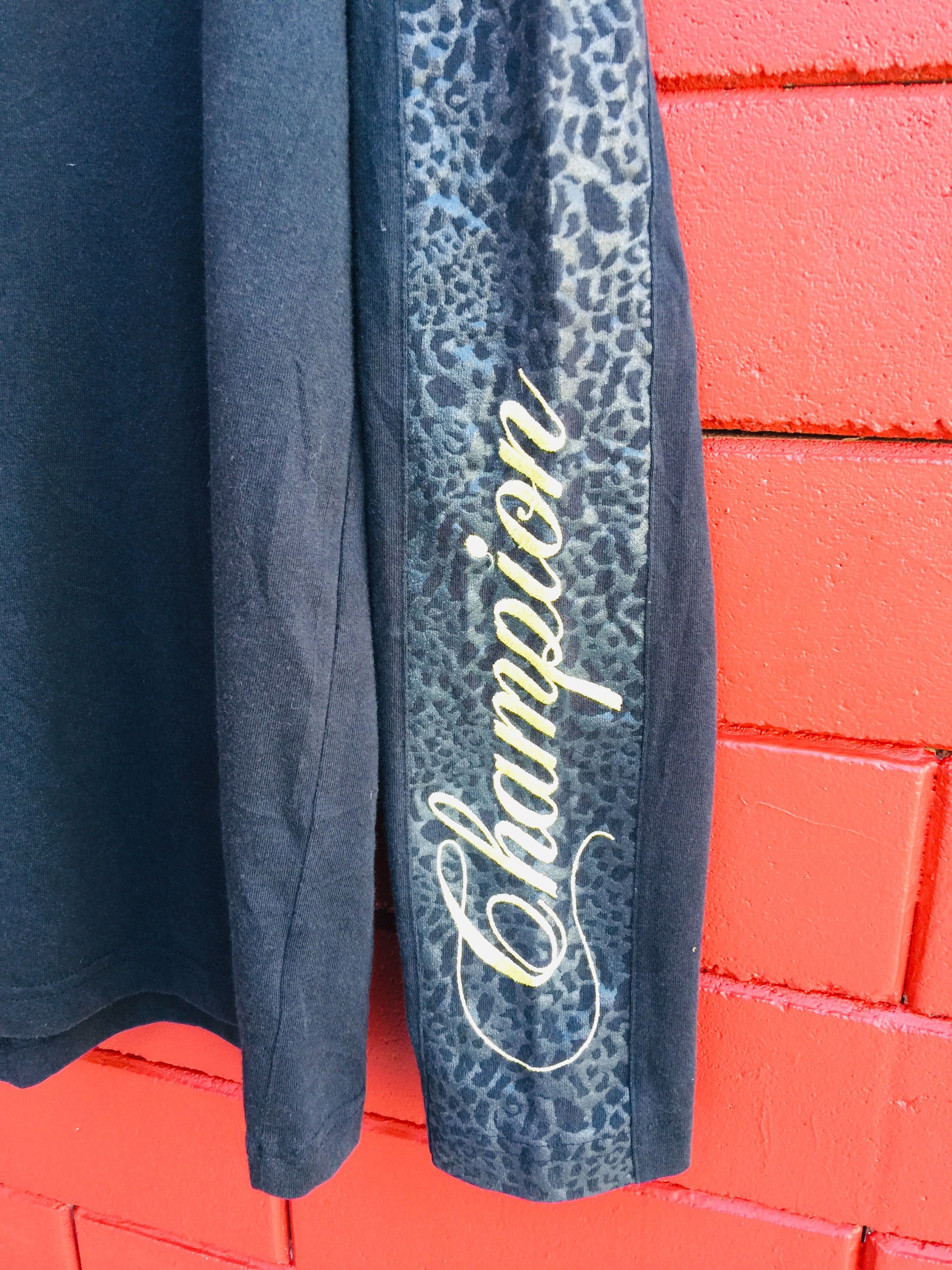 Champion × Japanese Brand × Vintage Vintage Champion Long Sleeve Black Colour Travis Scott Size US XL / EU 56 / 4 - 5 Thumbnail
