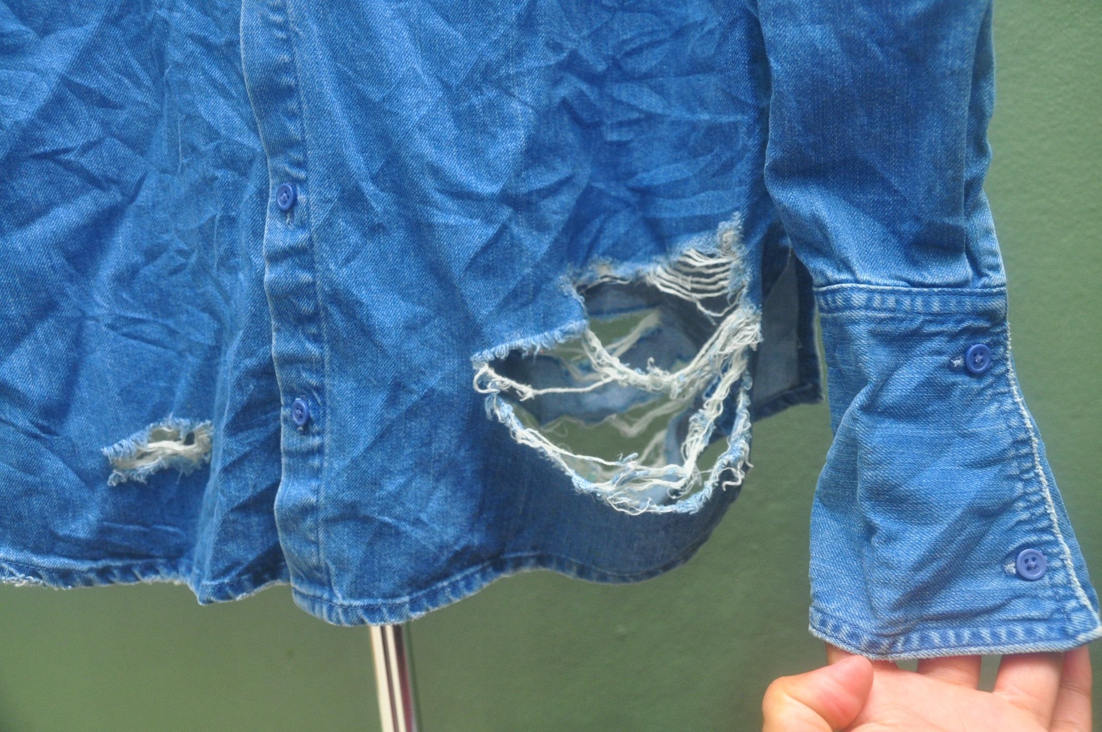 Designer Emoda Punk Distressed Long Sleeve Denim Shirt L Size Size US L / EU 52-54 / 3 - 5 Thumbnail