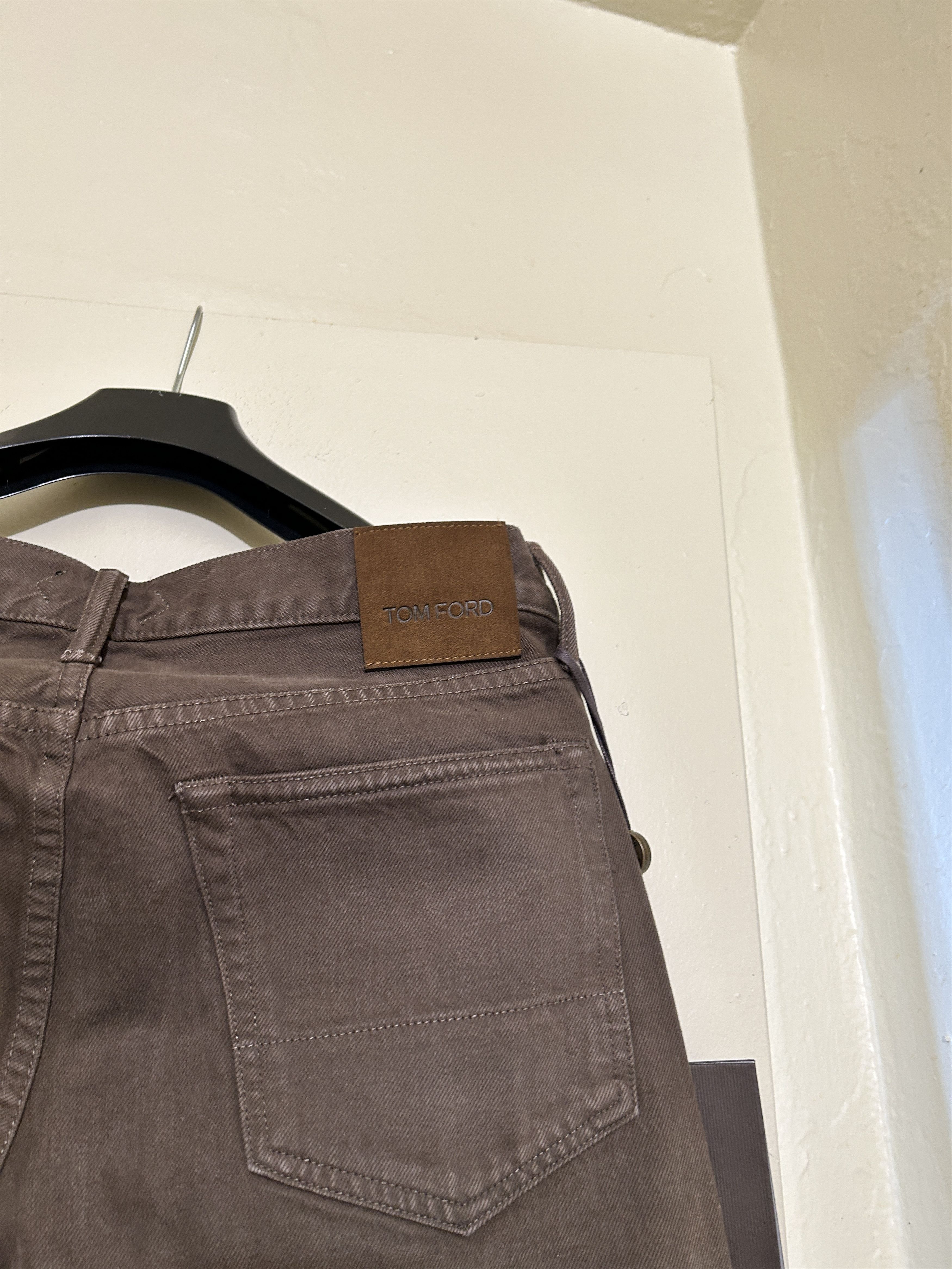 Tom Ford Tom Ford SLIM SELVAGE BULL DENIM JEANS TFD001 BRj02 Size US 32 / EU 48 - 12 Thumbnail