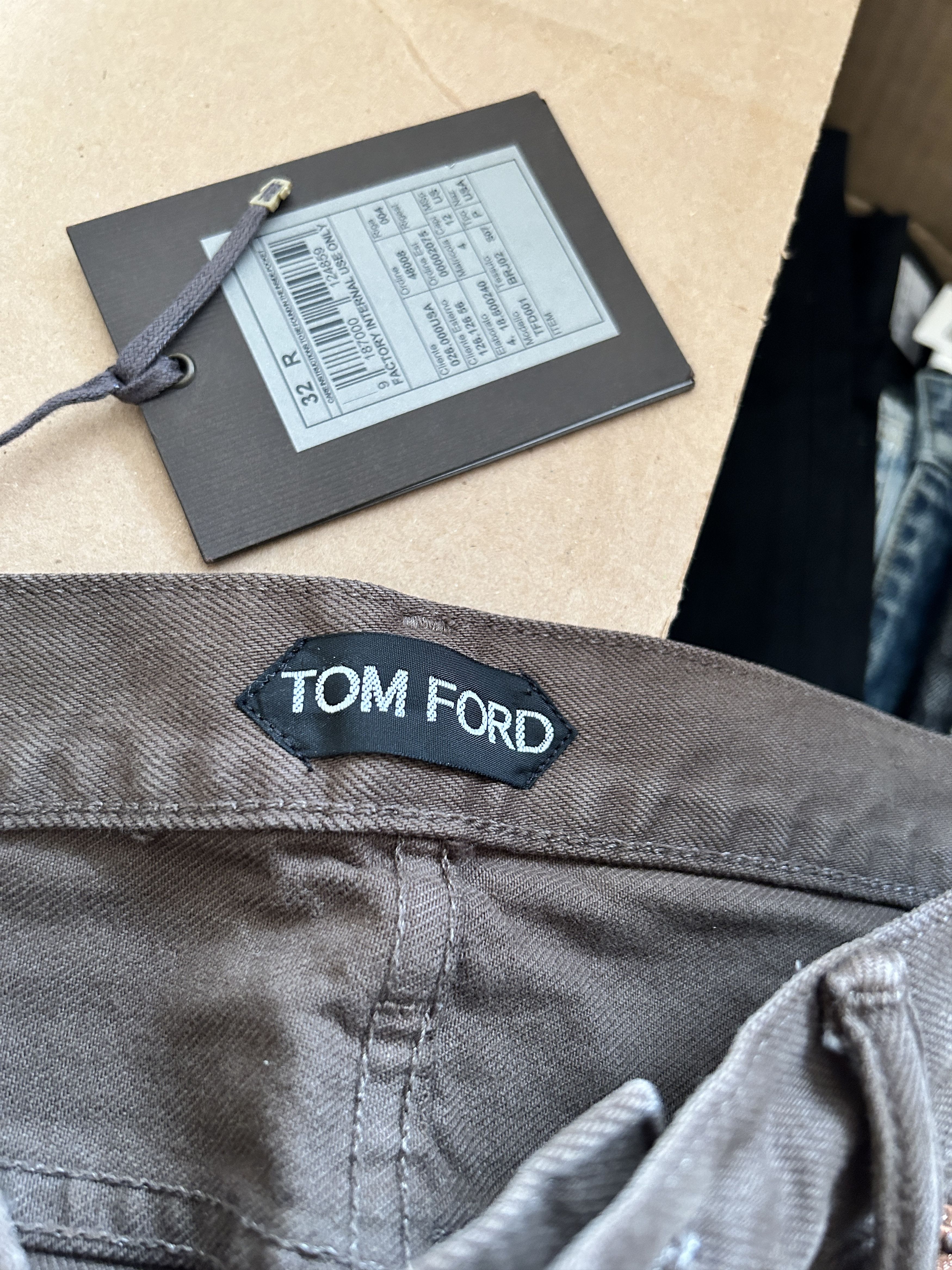 Tom Ford Tom Ford SLIM SELVAGE BULL DENIM JEANS TFD001 BRj02 Size US 32 / EU 48 - 5 Thumbnail