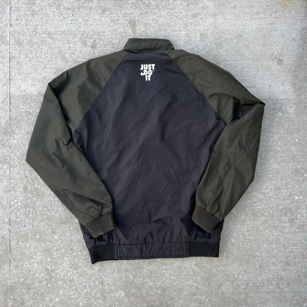 Nike × Vintage Vintage Y2K Windbreaker Jacket Size US L / EU 52-54 / 3 - 5 Thumbnail