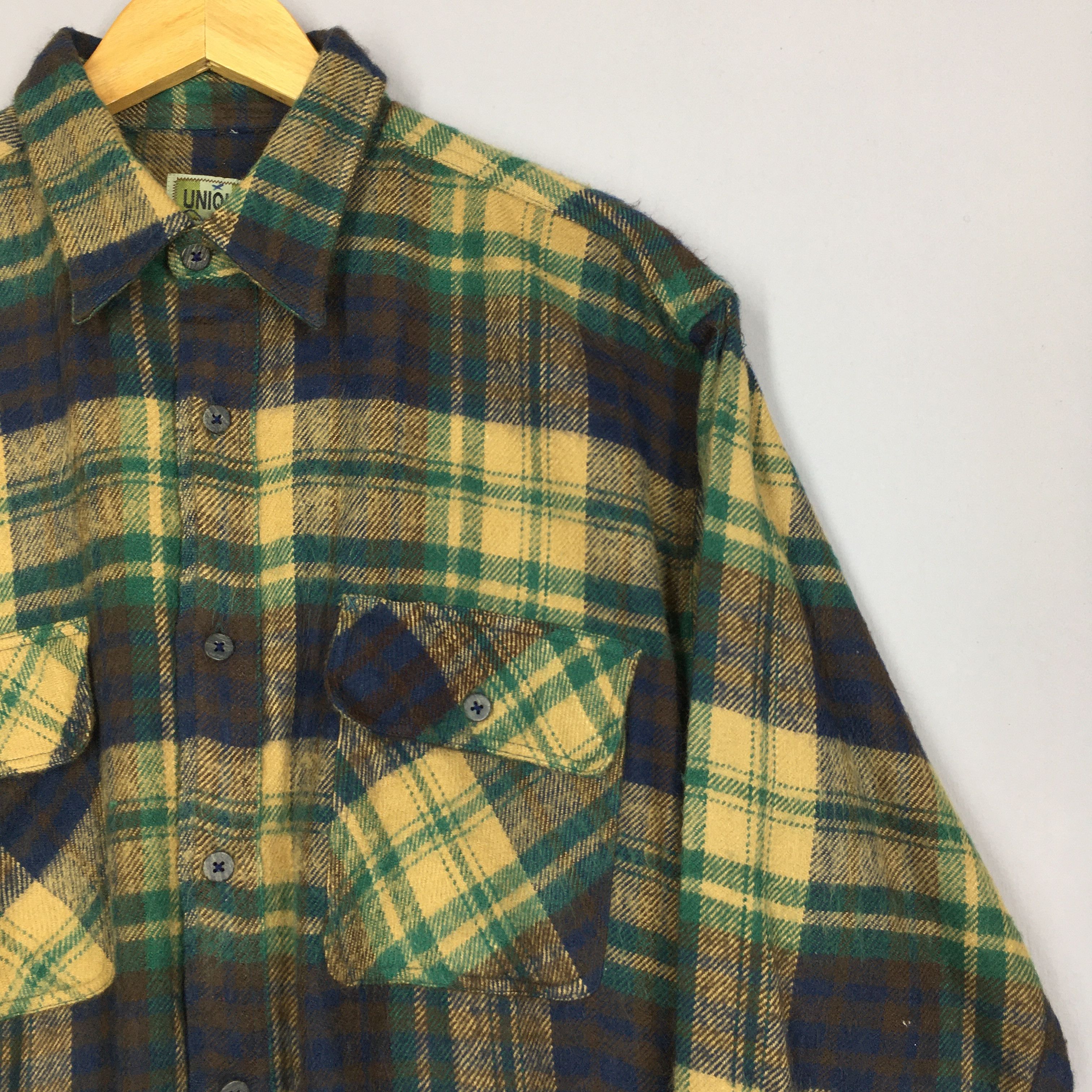 Japanese Brand × Uniqlo × Vintage Vintage Plaid Shadow Checkered Flannel Acrylic Shirt Size L Size US L / EU 52-54 / 3 - 2 Thumbnail