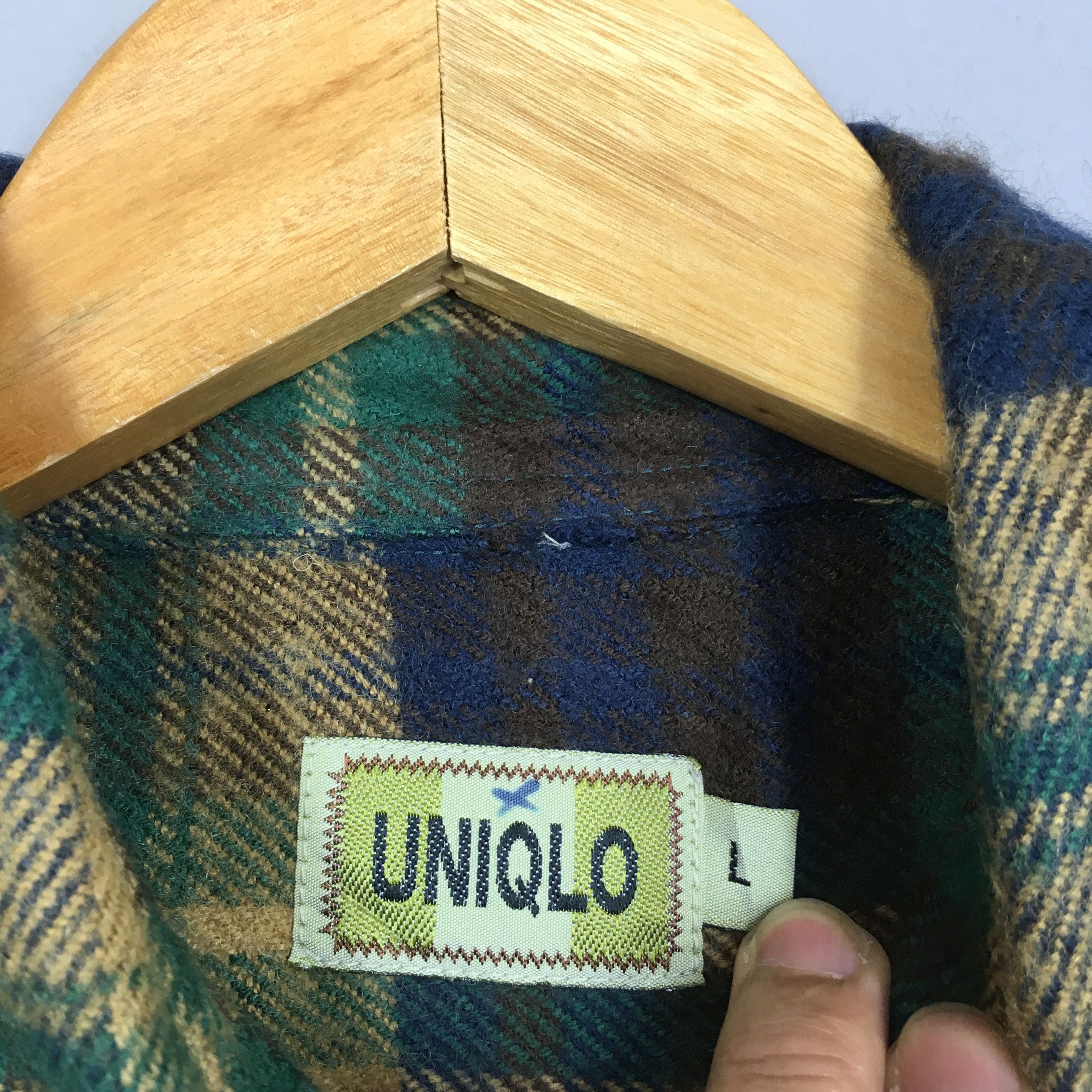 Japanese Brand × Uniqlo × Vintage Vintage Plaid Shadow Checkered Flannel Acrylic Shirt Size L Size US L / EU 52-54 / 3 - 5 Thumbnail