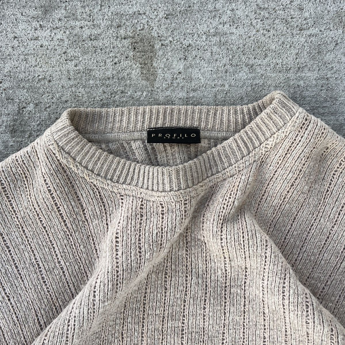 Coogi × Vintage Vintage Beige Knit Pullover Size US L / EU 52-54 / 3 - 4 Thumbnail