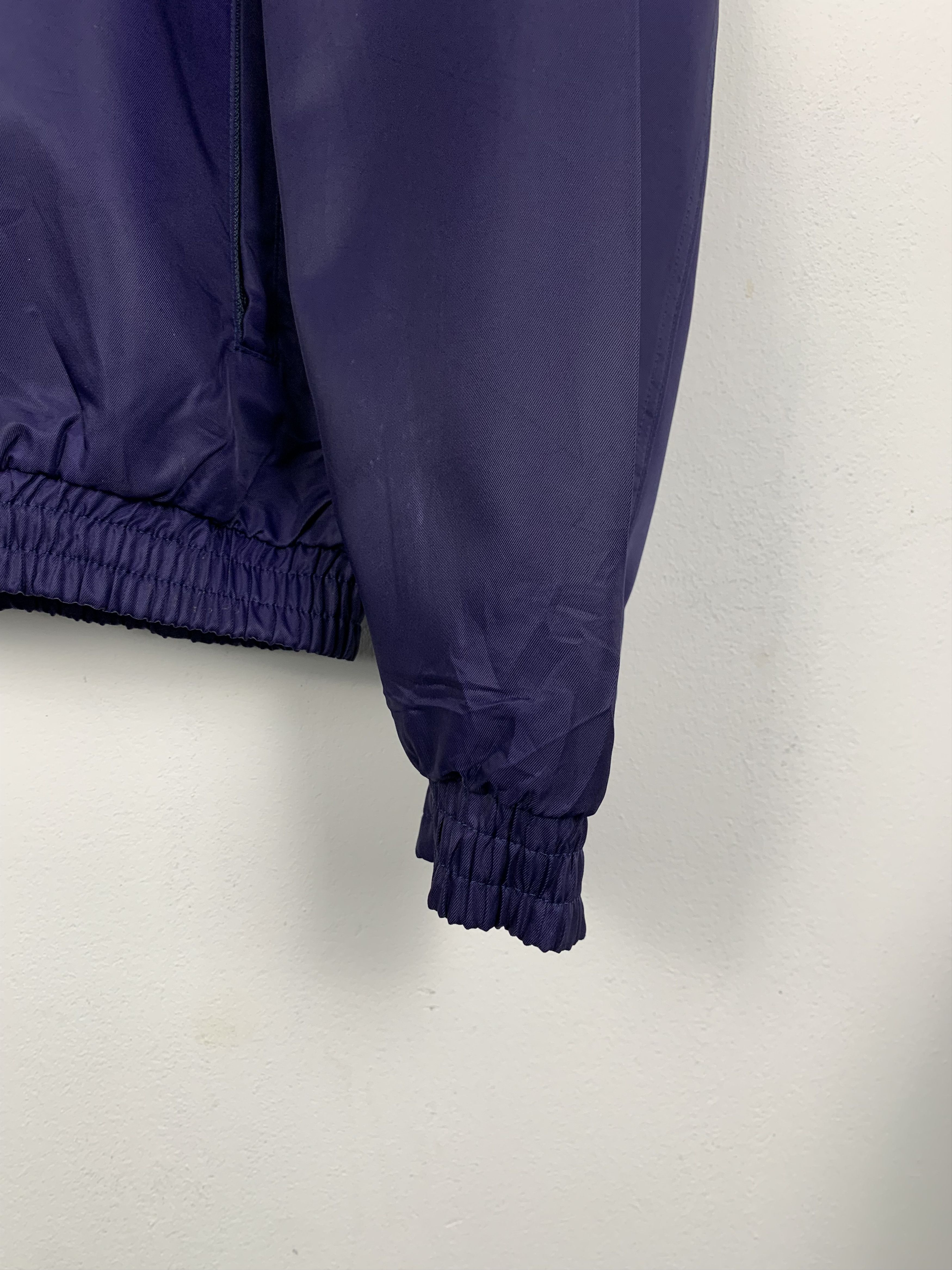 Champion Vintage CHAMPION Zip Up Windbreaker Jacket J0717 Size US L / EU 52-54 / 3 - 3 Thumbnail