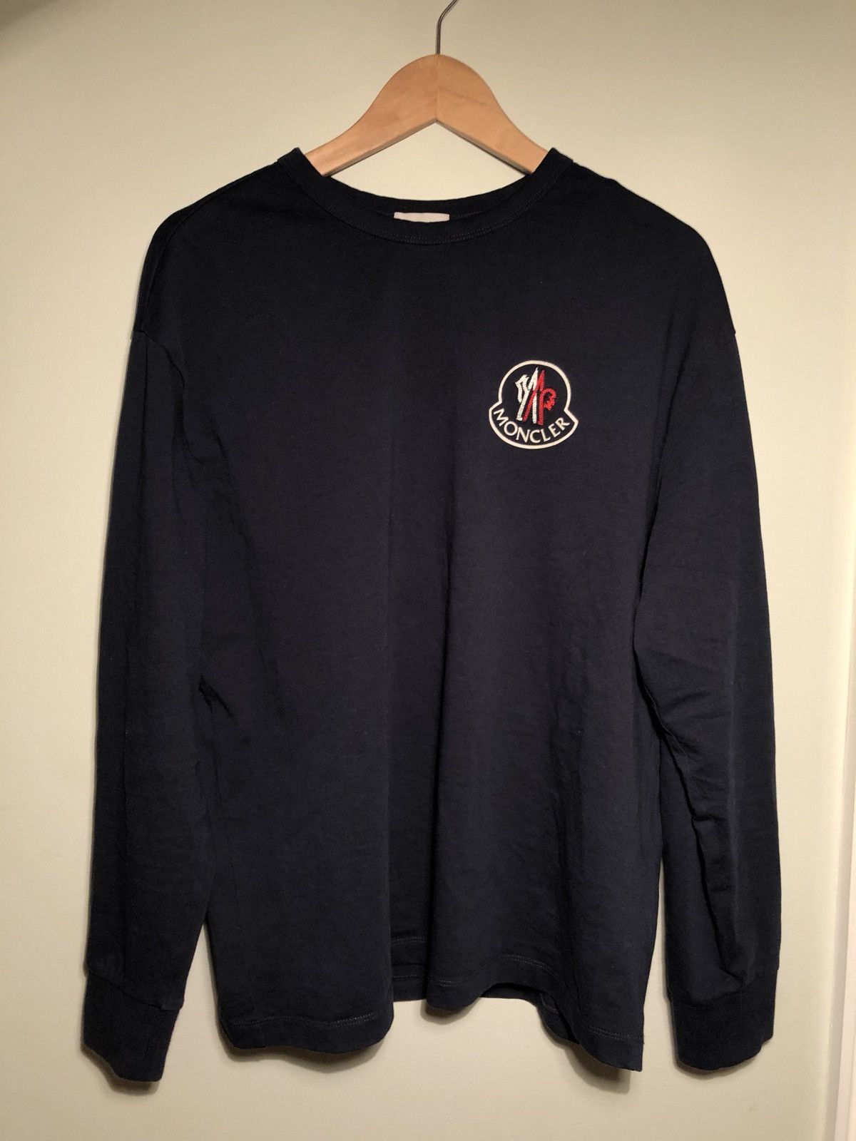 Kith moncler crewneck hotsell