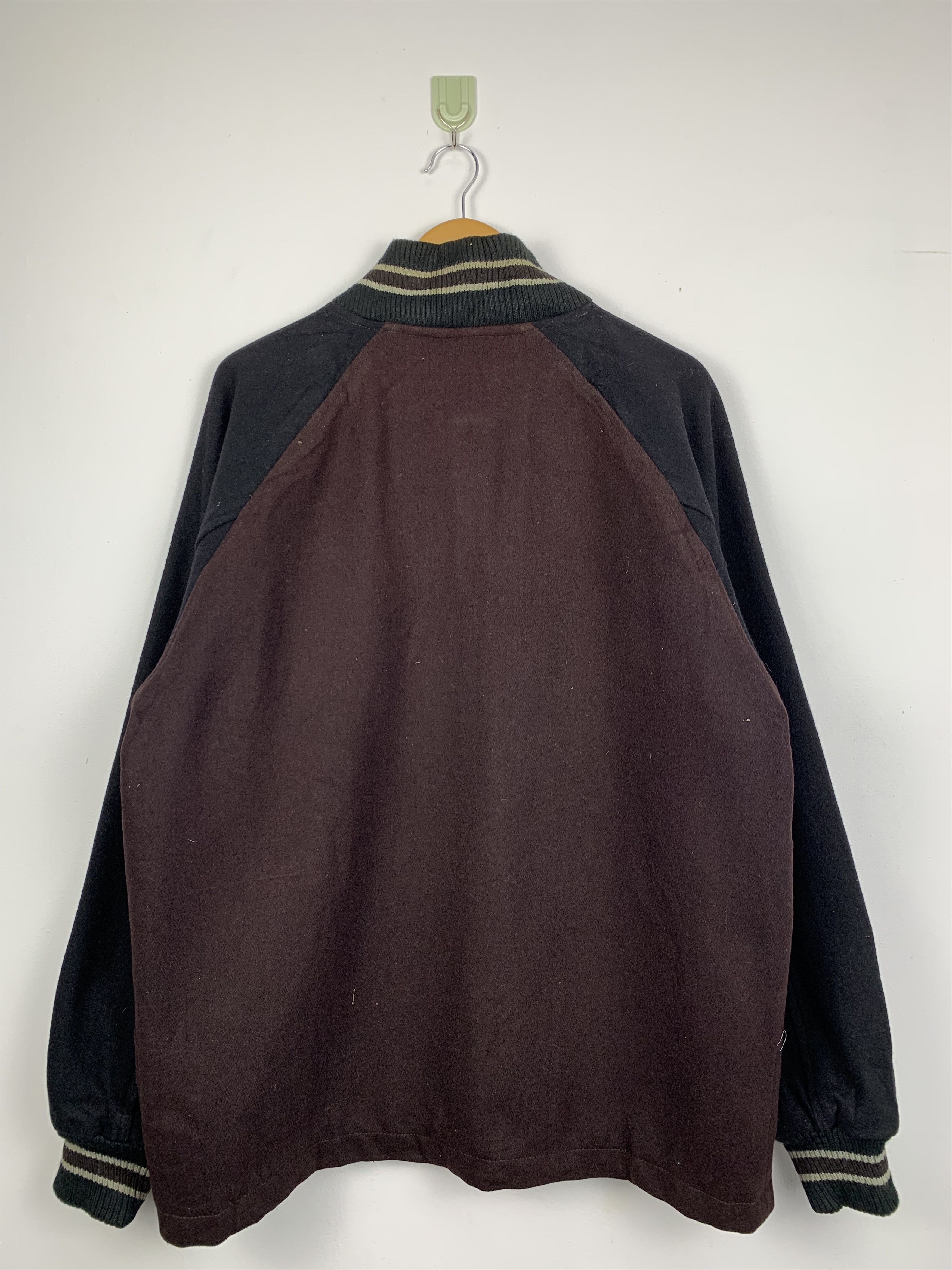 Japanese Brand Vintage JAPANESE BRAND Varsity Button Up Jacket J0463 Size US L / EU 52-54 / 3 - 8 Thumbnail