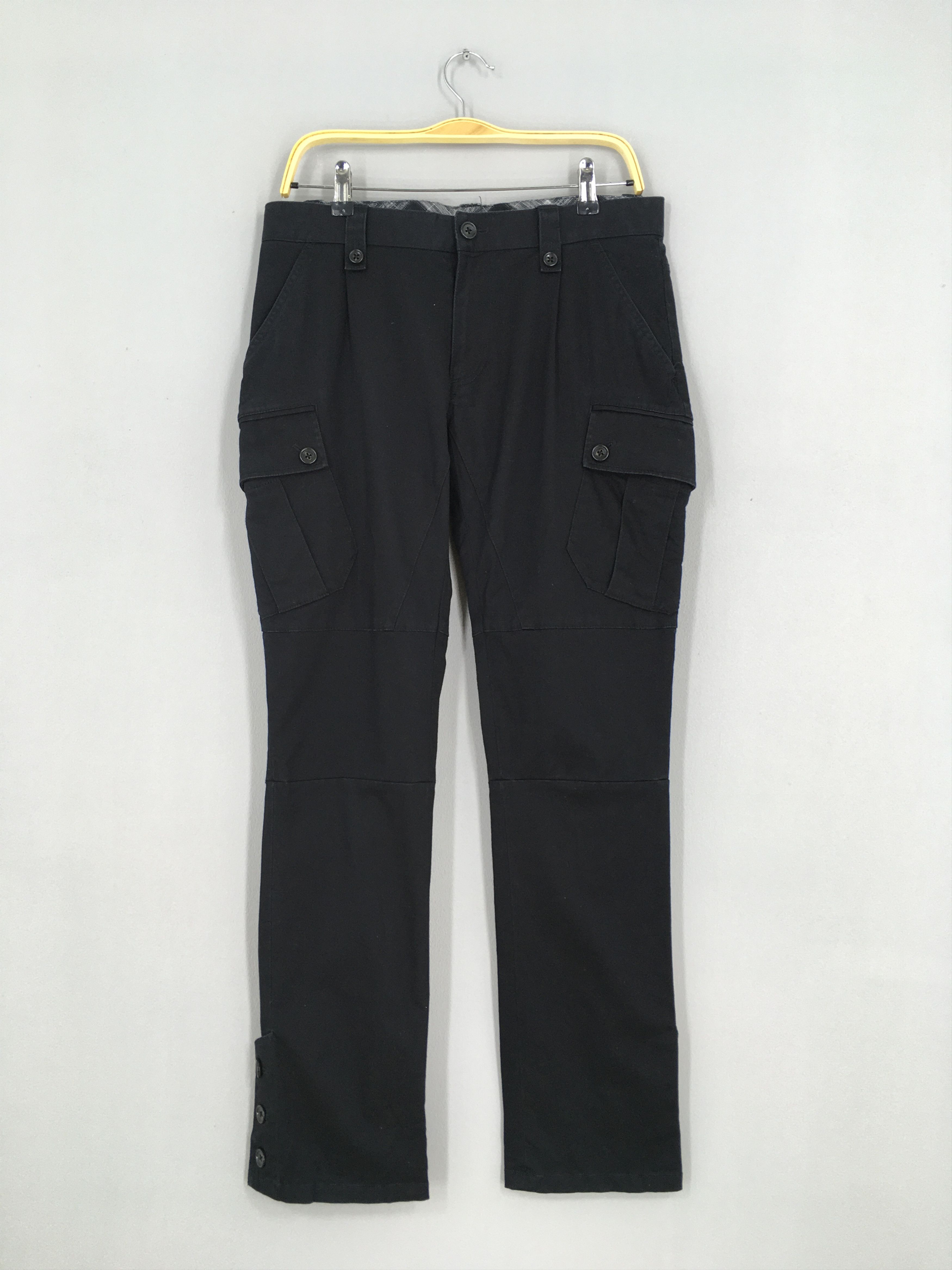 image of Designer Size 32X30.5 Comme Ca Men Black Cargo Pants Slim Fit
