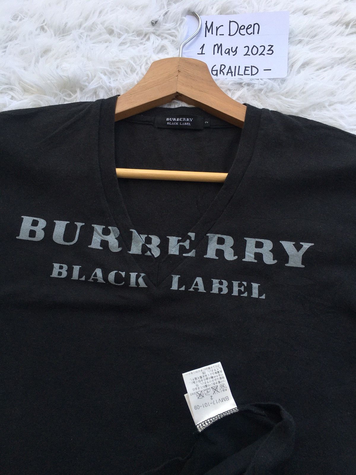 Burberry Rare Vintage Burberry Black Label Spellout Tee Size US S / EU 44-46 / 1 - 9 Thumbnail