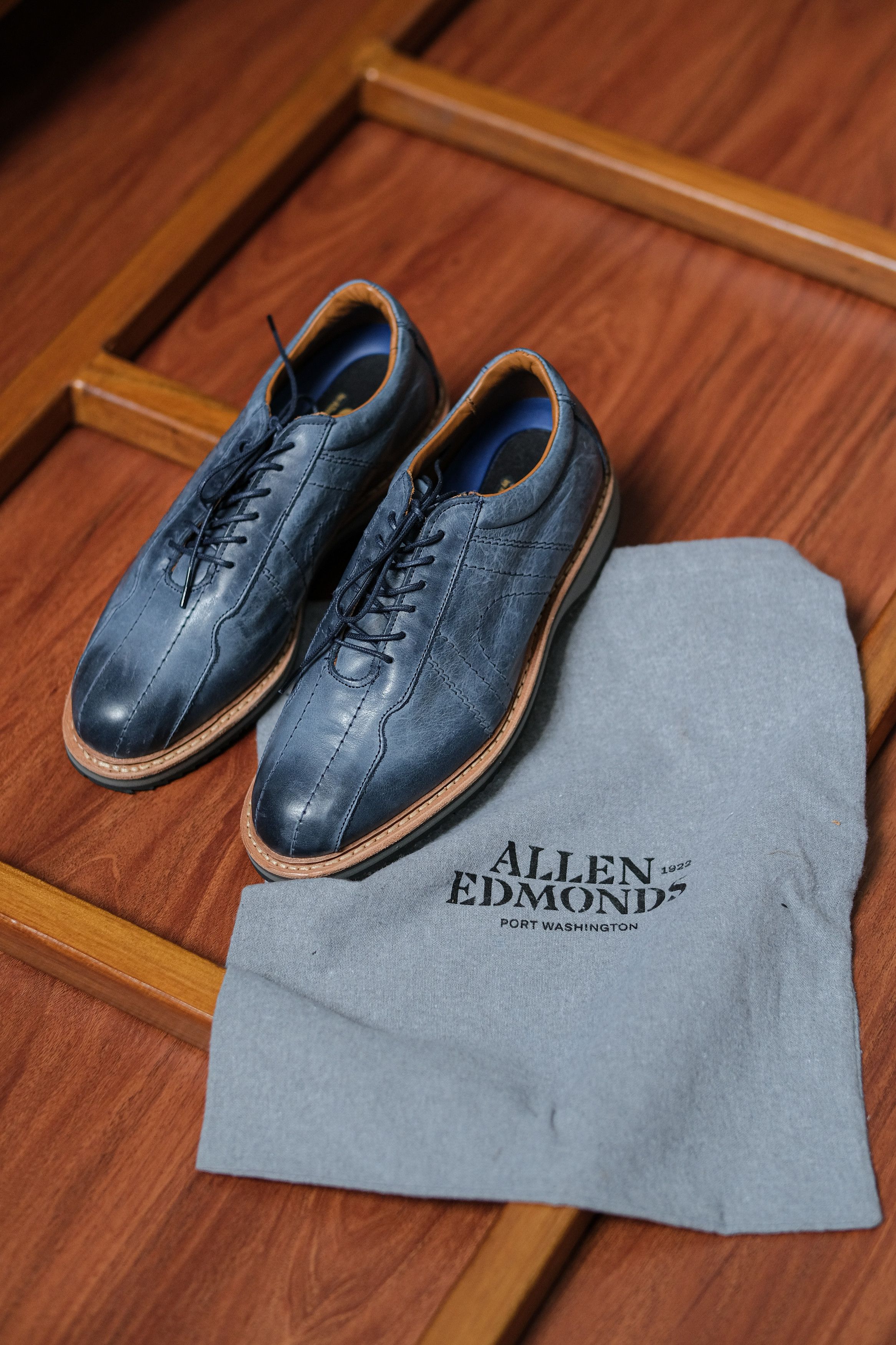 Allen edmonds voyager hotsell