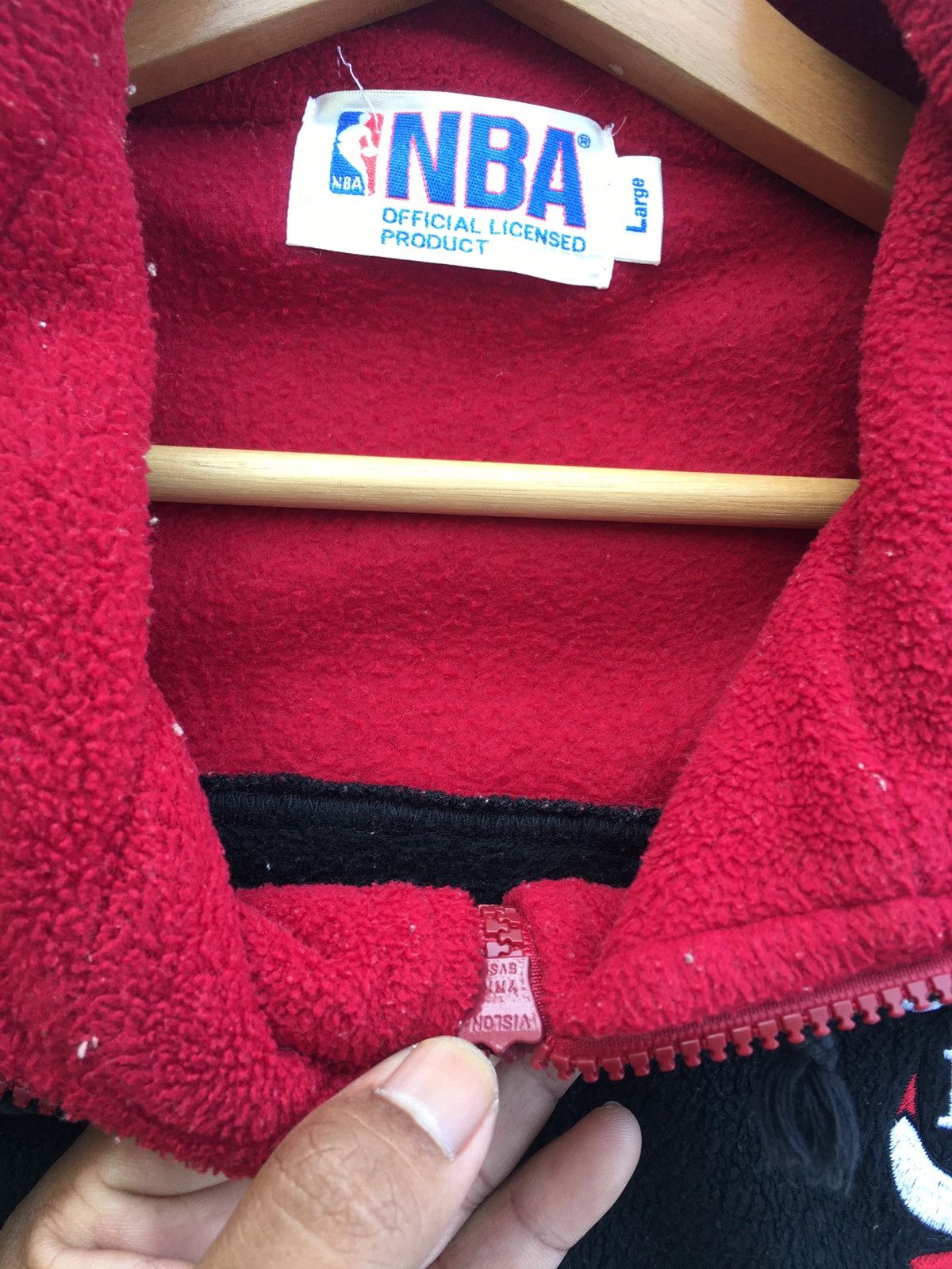 NBA Vintage Chicago Bulls NBA Sweater Size US L / EU 52-54 / 3 - 15 Thumbnail