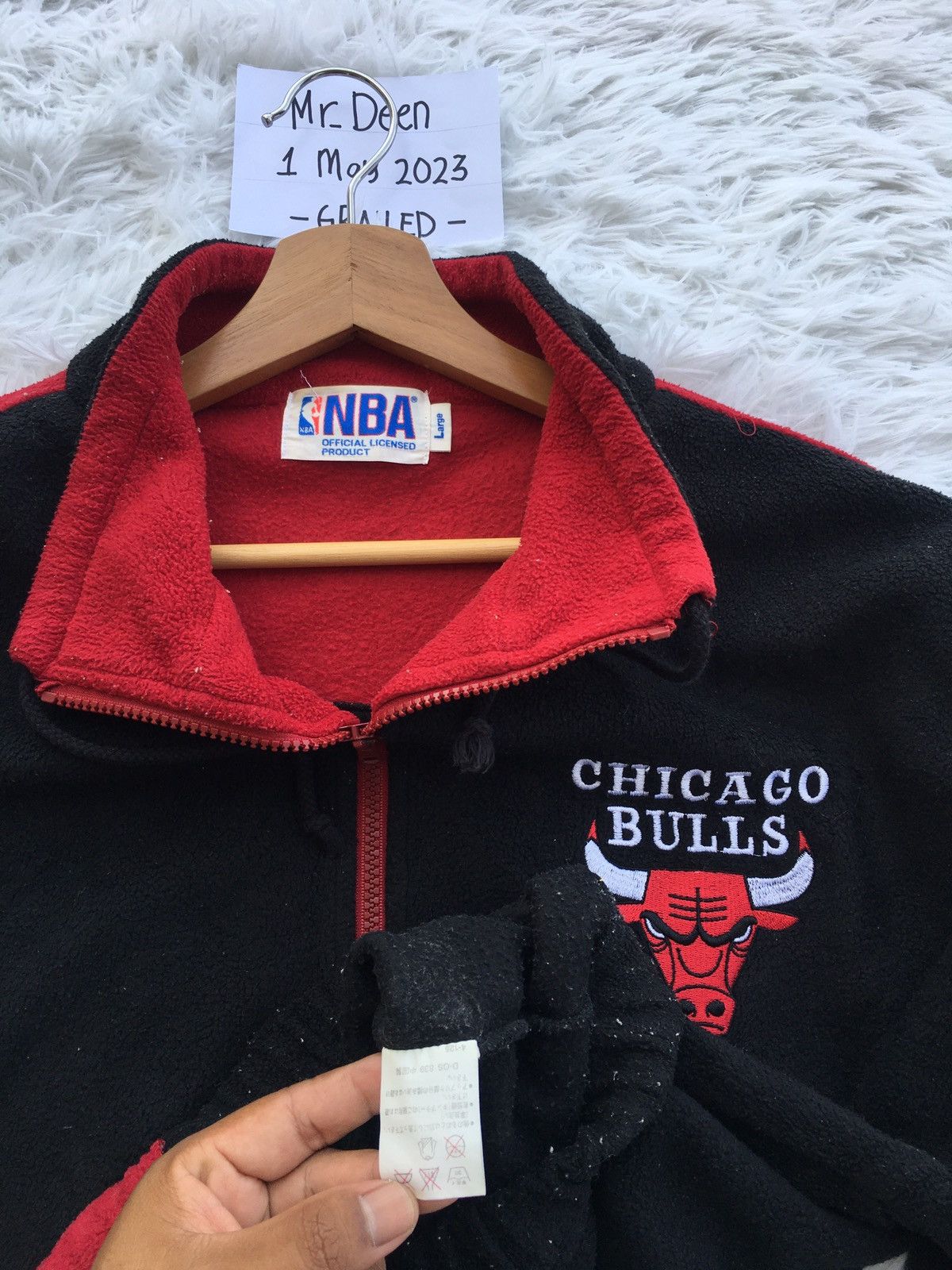 NBA Vintage Chicago Bulls NBA Sweater Size US L / EU 52-54 / 3 - 16 Thumbnail