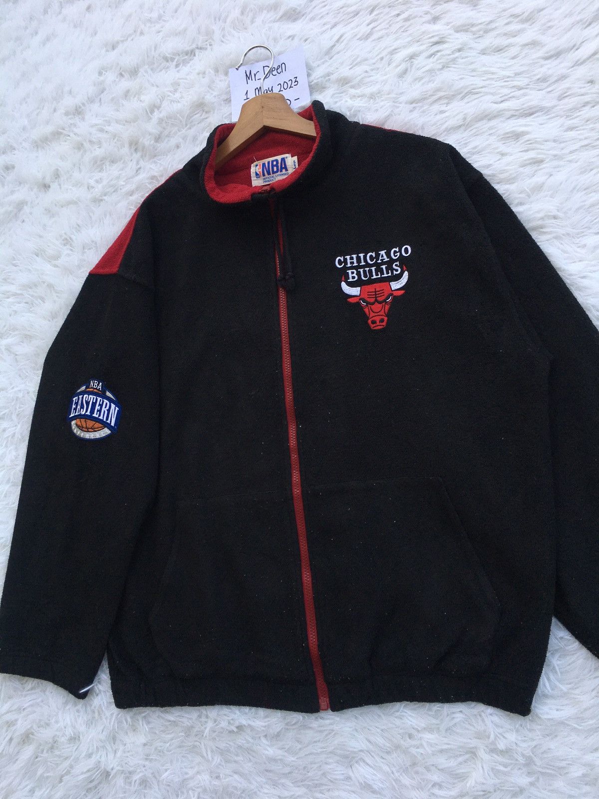 NBA Vintage Chicago Bulls NBA Sweater Size US L / EU 52-54 / 3 - 11 Thumbnail