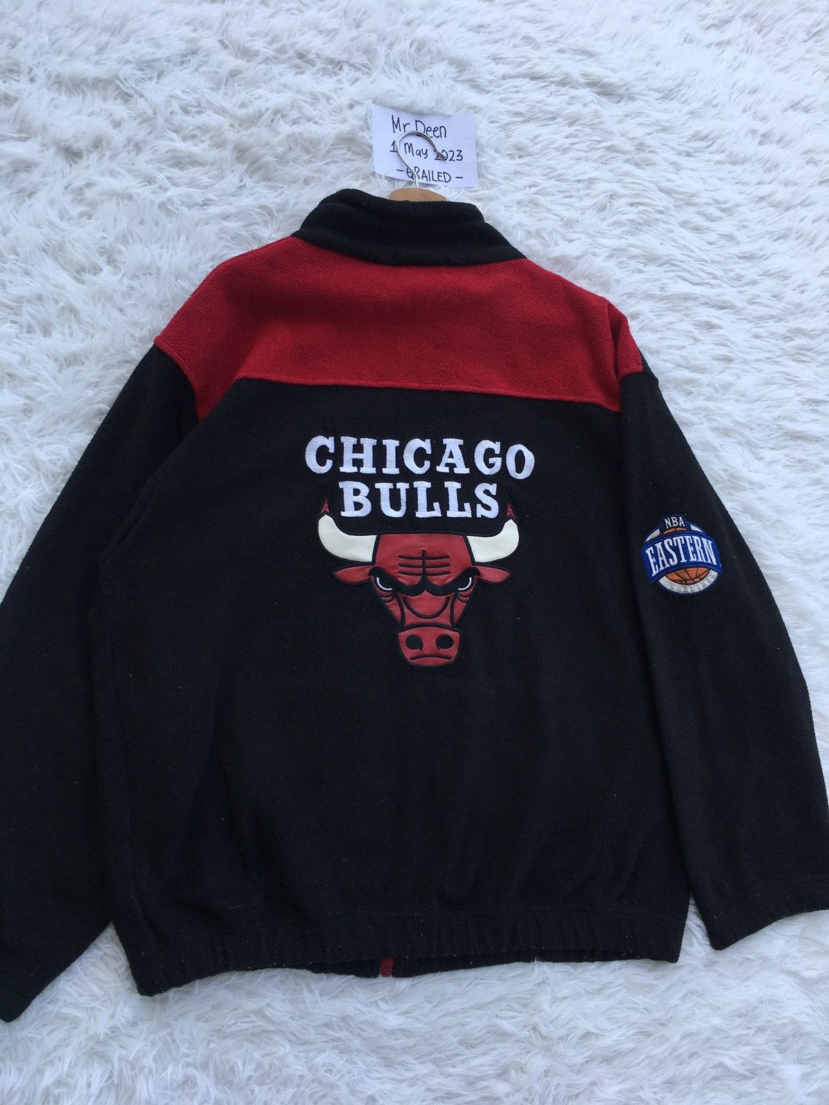 NBA Vintage Chicago Bulls NBA Sweater Size US L / EU 52-54 / 3 - 3 Thumbnail