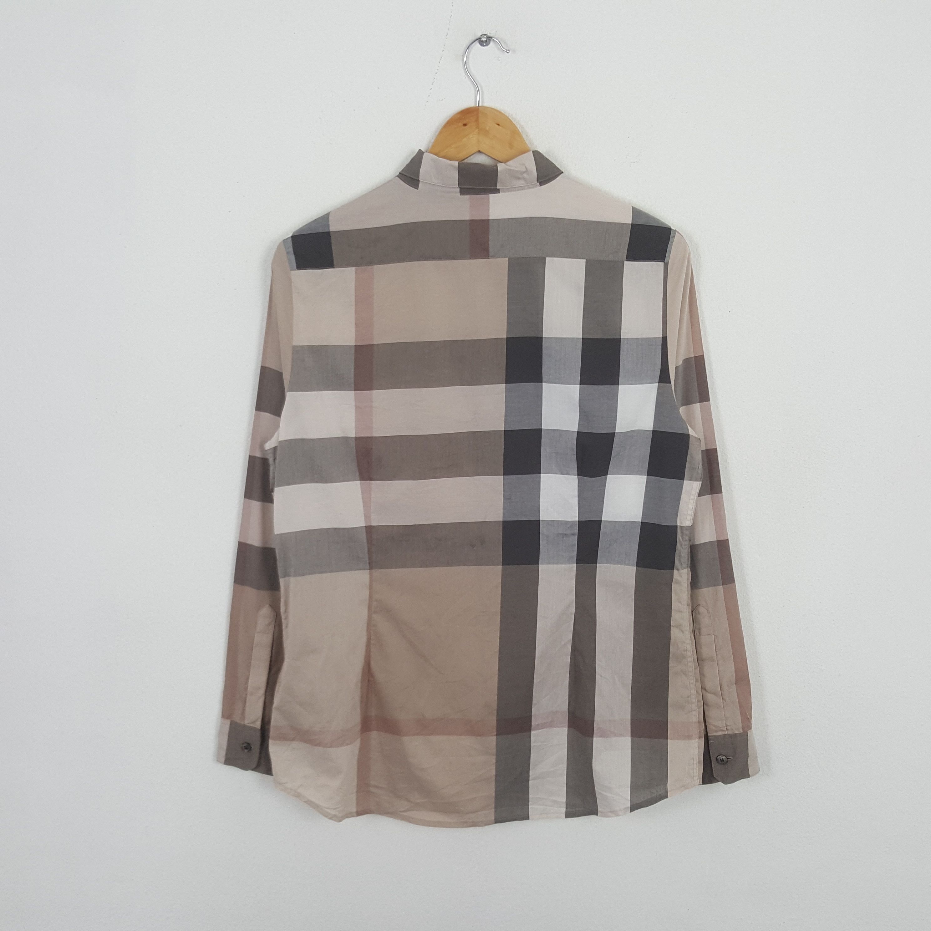 Burberry × Vintage Vintage Burberry London Nova Shirt Button Up Size M / US 6-8 / IT 42-44 - 2 Thumbnail