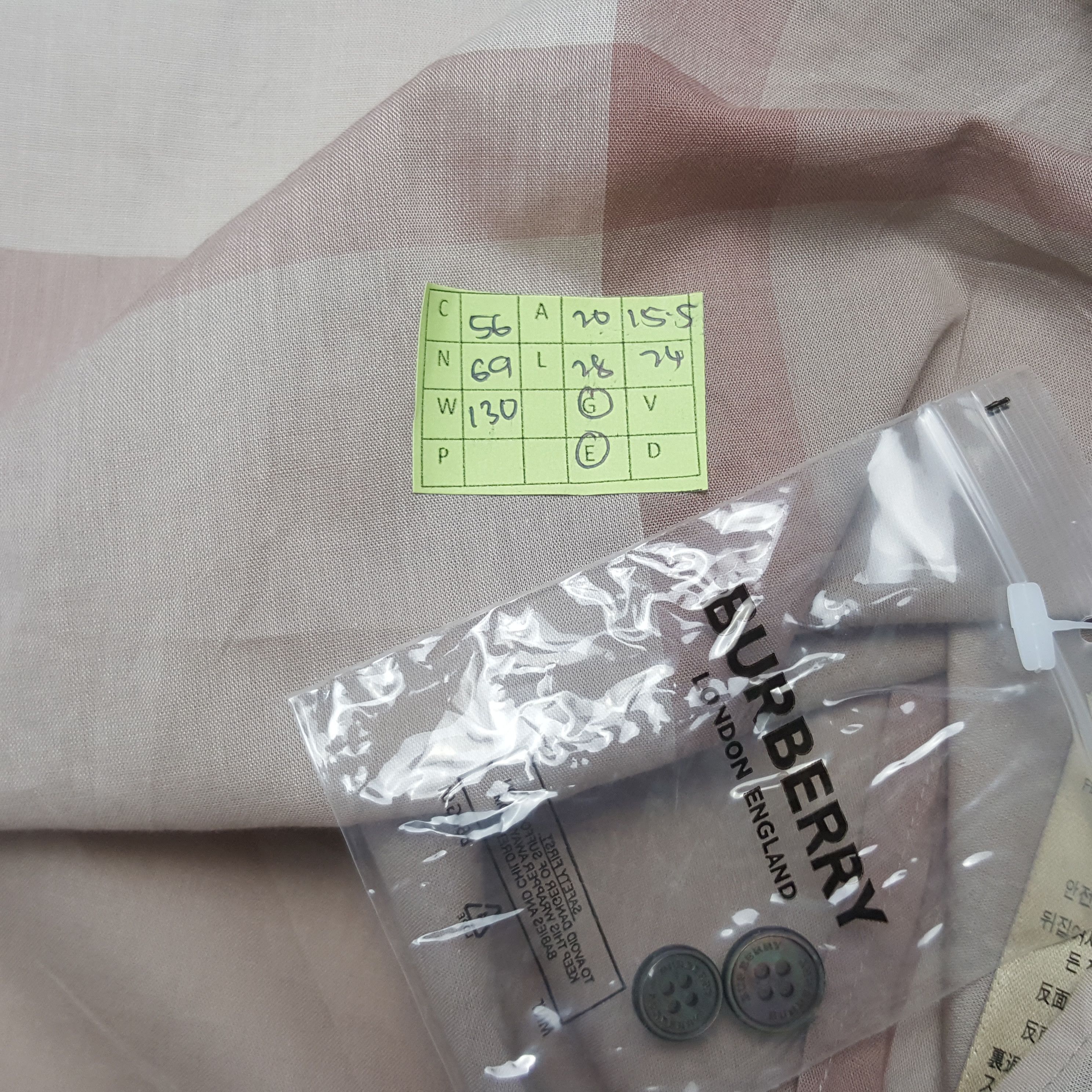 Burberry × Vintage Vintage Burberry London Nova Shirt Button Up Size M / US 6-8 / IT 42-44 - 6 Thumbnail