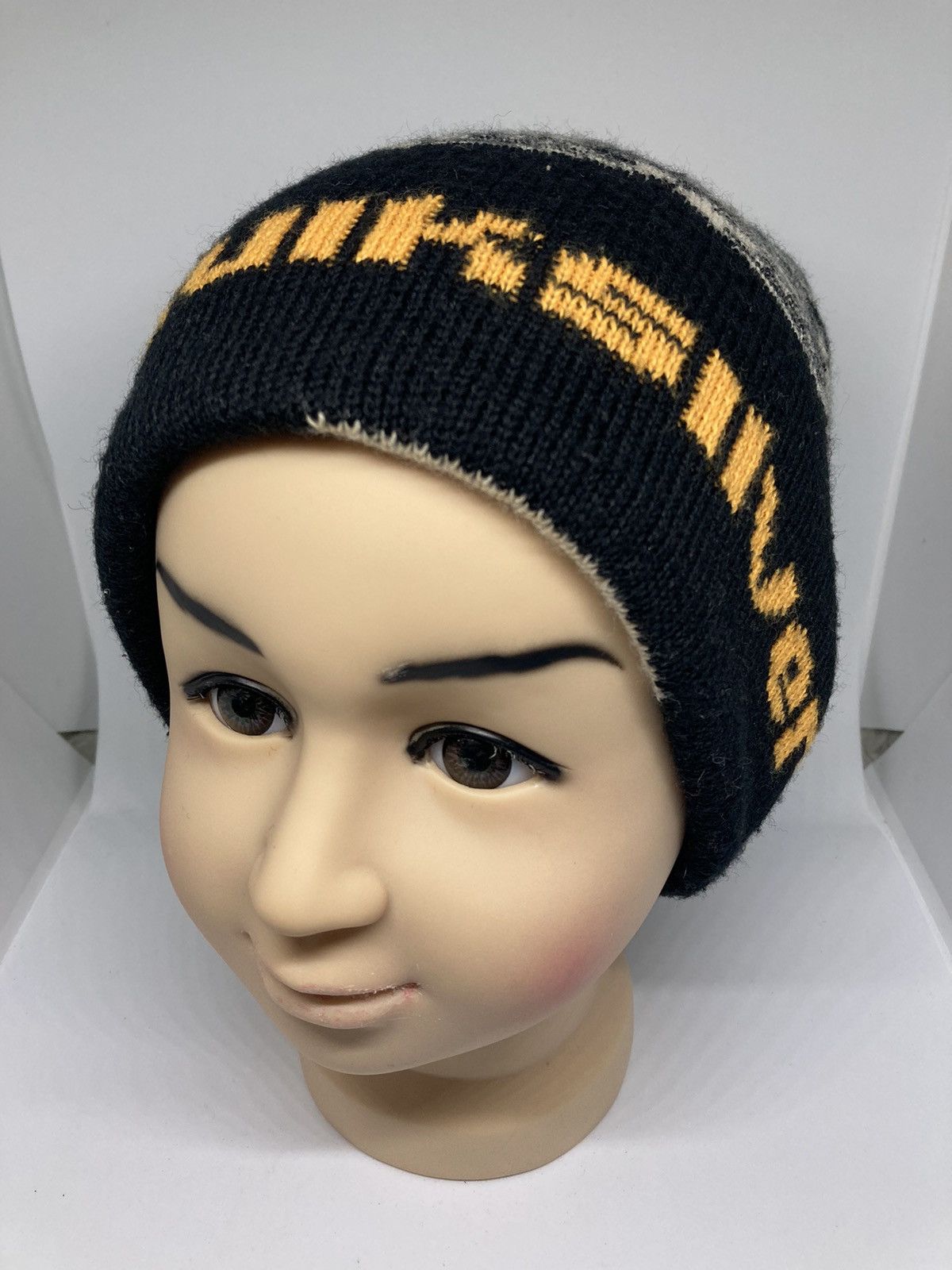 Quicksilver Quicksilver Beanie Snowcap Winter Hat Size ONE SIZE - 1 Thumbnail