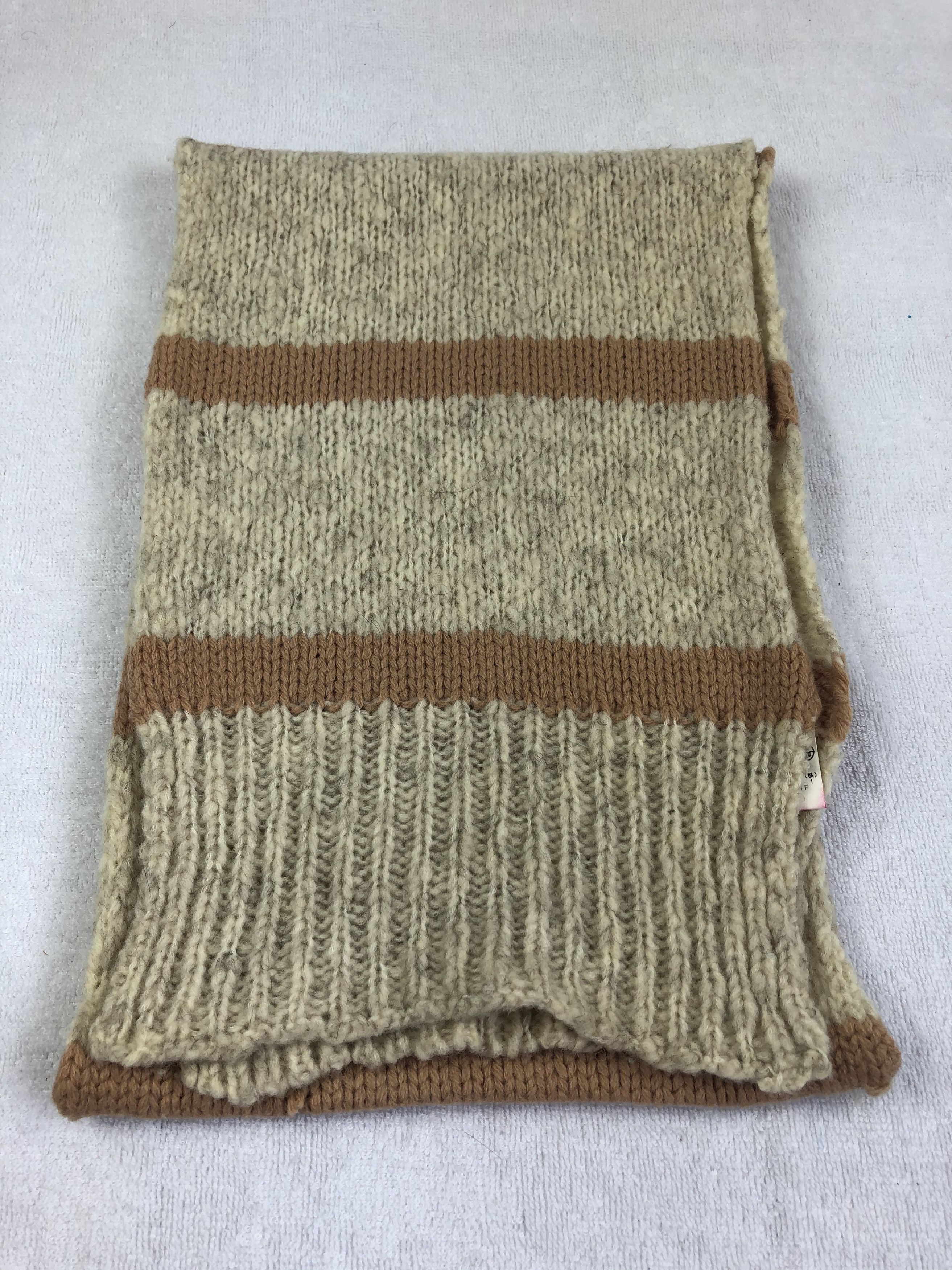 DKNY DKNY Scarf / Muffler / Neckwear Size ONE SIZE - 3 Thumbnail