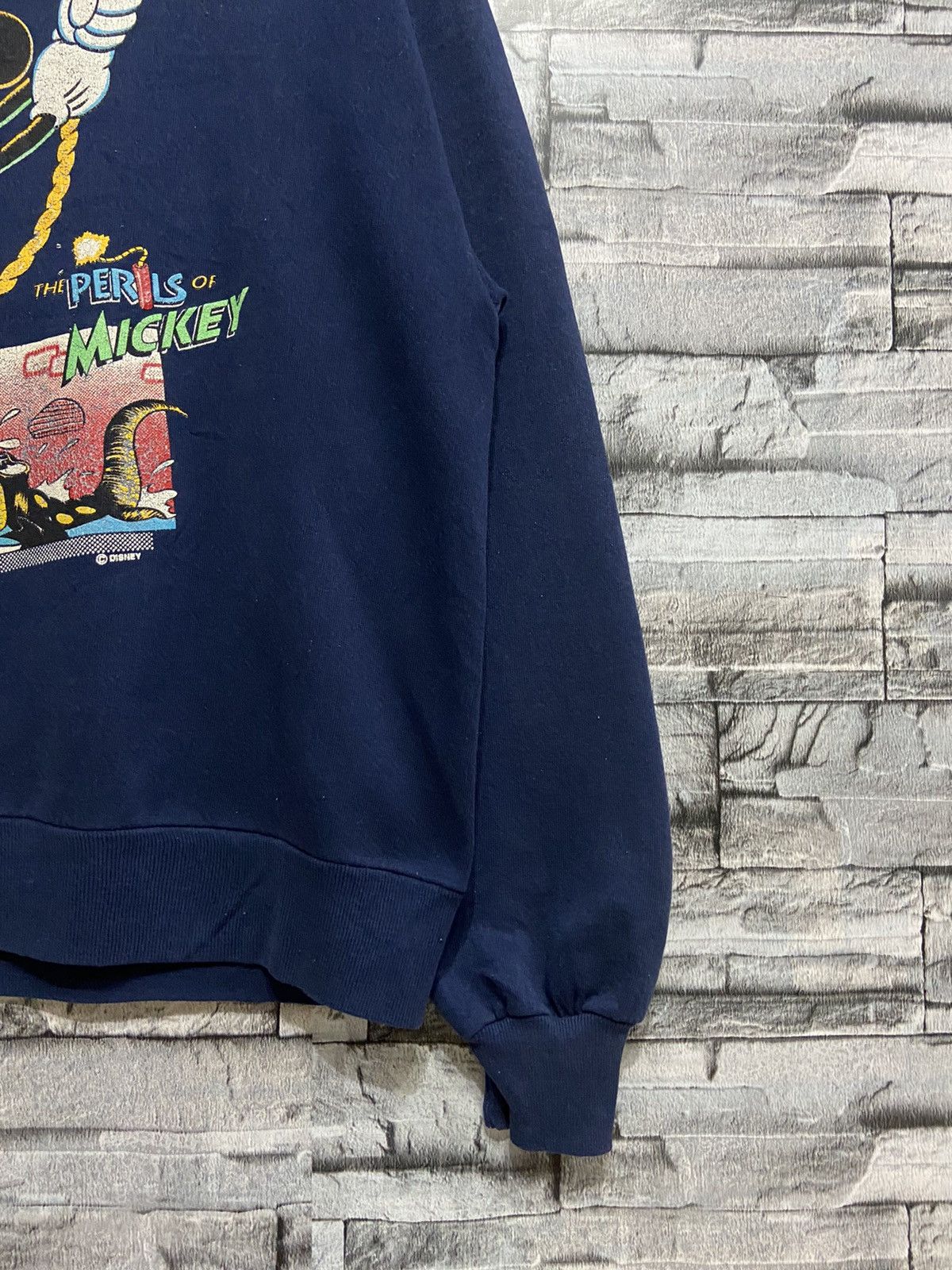 Mickey Mouse Vintage Mickey Mouse sweatshirt big cartoon Size US L / EU 52-54 / 3 - 6 Thumbnail
