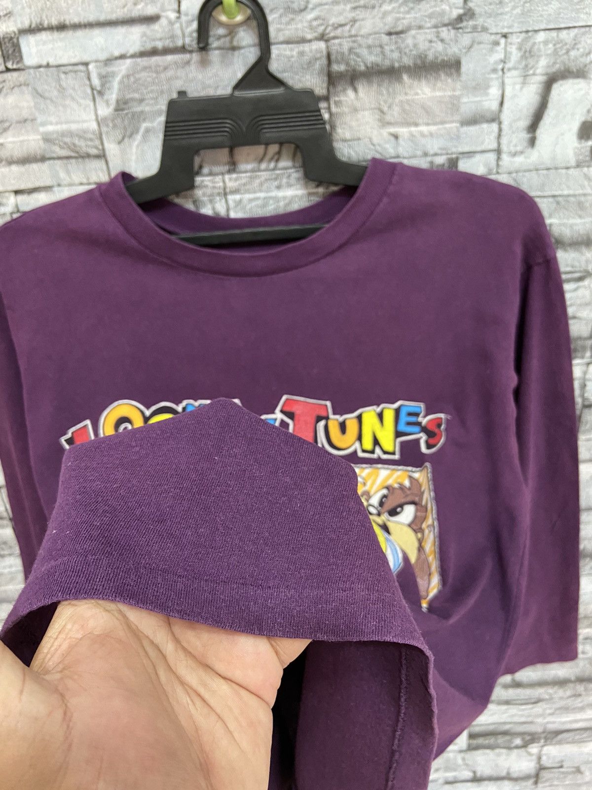 Cartoon Network Vintage Looney Tunes t shirt longsleeve Character cartoon Size US L / EU 52-54 / 3 - 9 Thumbnail