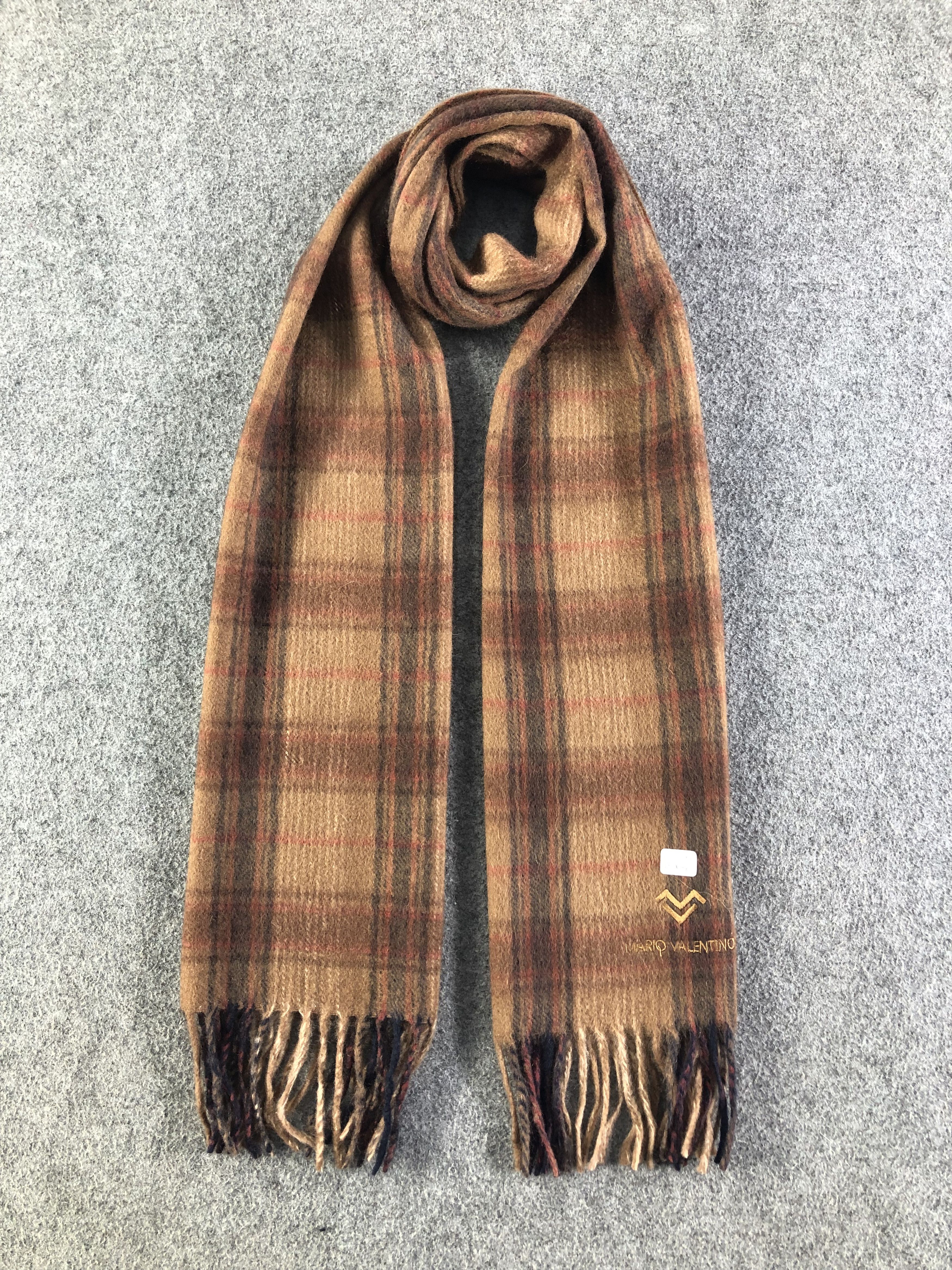 Mario Valentino Mario Valentino Scarf / Muffler / Neckwear Size ONE SIZE - 1 Thumbnail