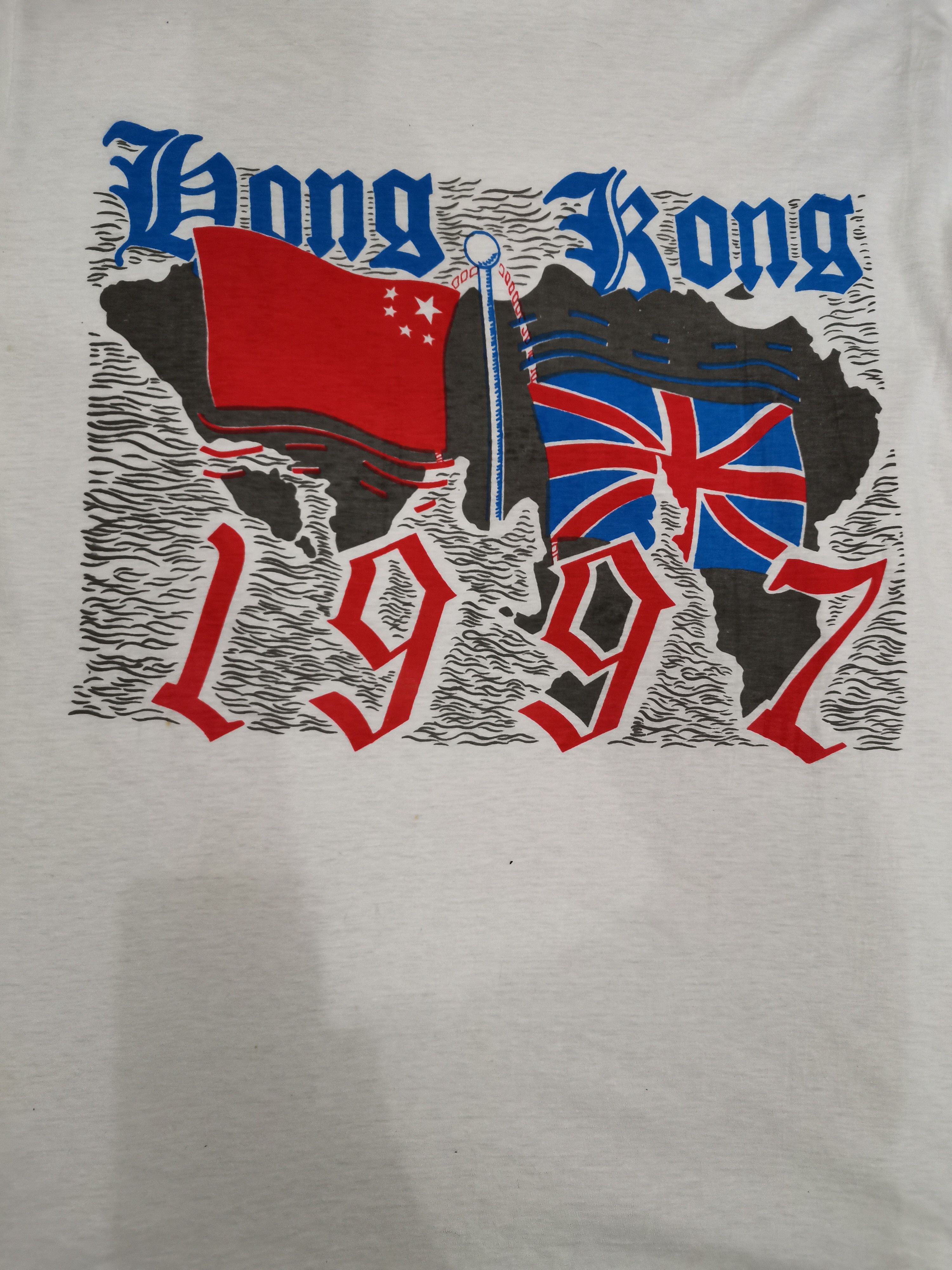 Vintage 🔥VERY RARE VINTAGE 80’s HONG KONG T-SHIRT Size US M / EU 48-50 / 2 - 3 Thumbnail