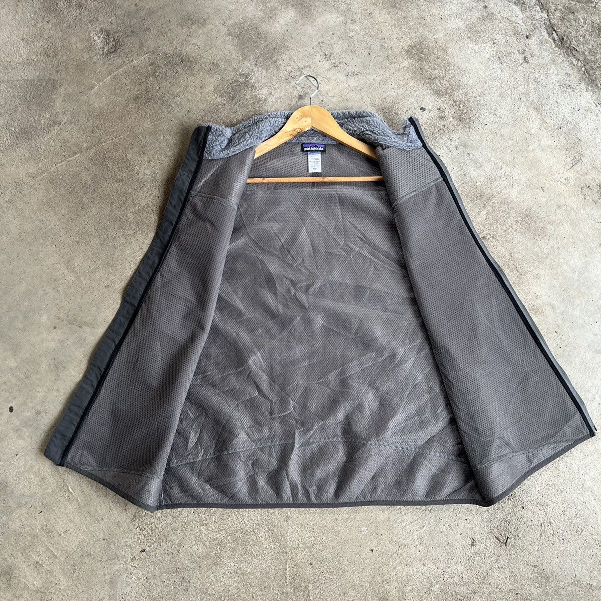 Patagonia × Vintage Vintage Patagonia Bulky Fleece Vest Deep Pile Fleece Vest Size US XL / EU 56 / 4 - 4 Thumbnail