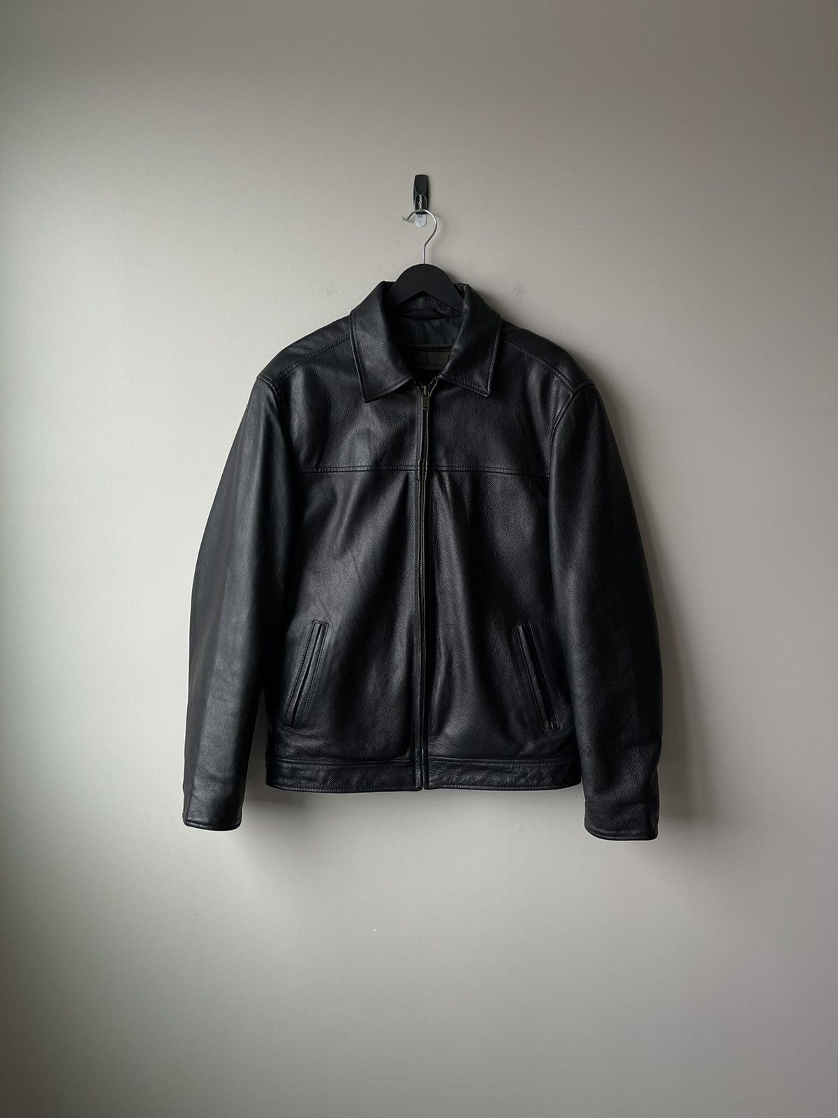 Vintage Vintage Columbia Minimalist Leather Jacket Size US S / EU 44-46 / 1 - 1 Thumbnail